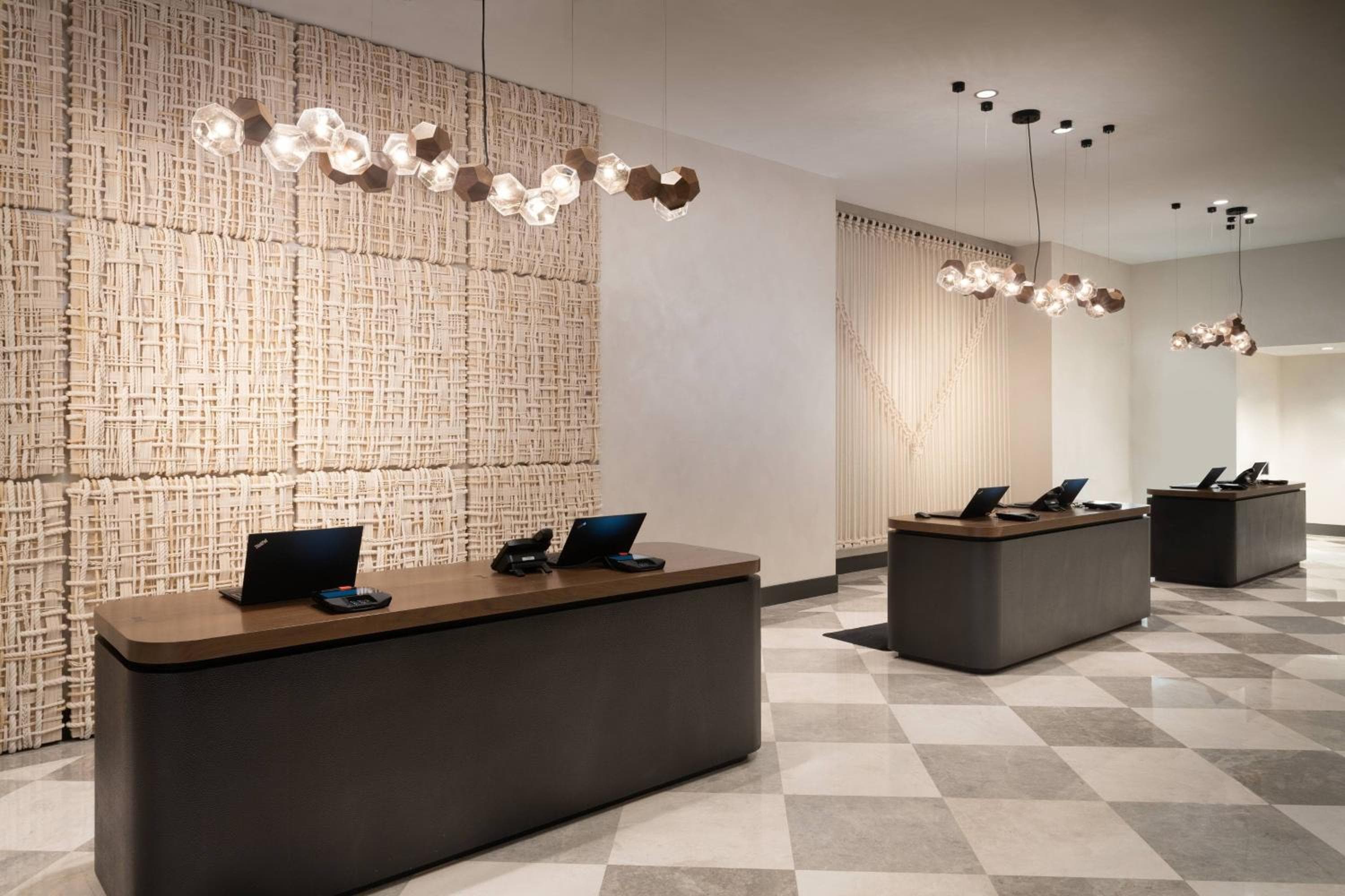JW Marriott Tampa Water Street — 7