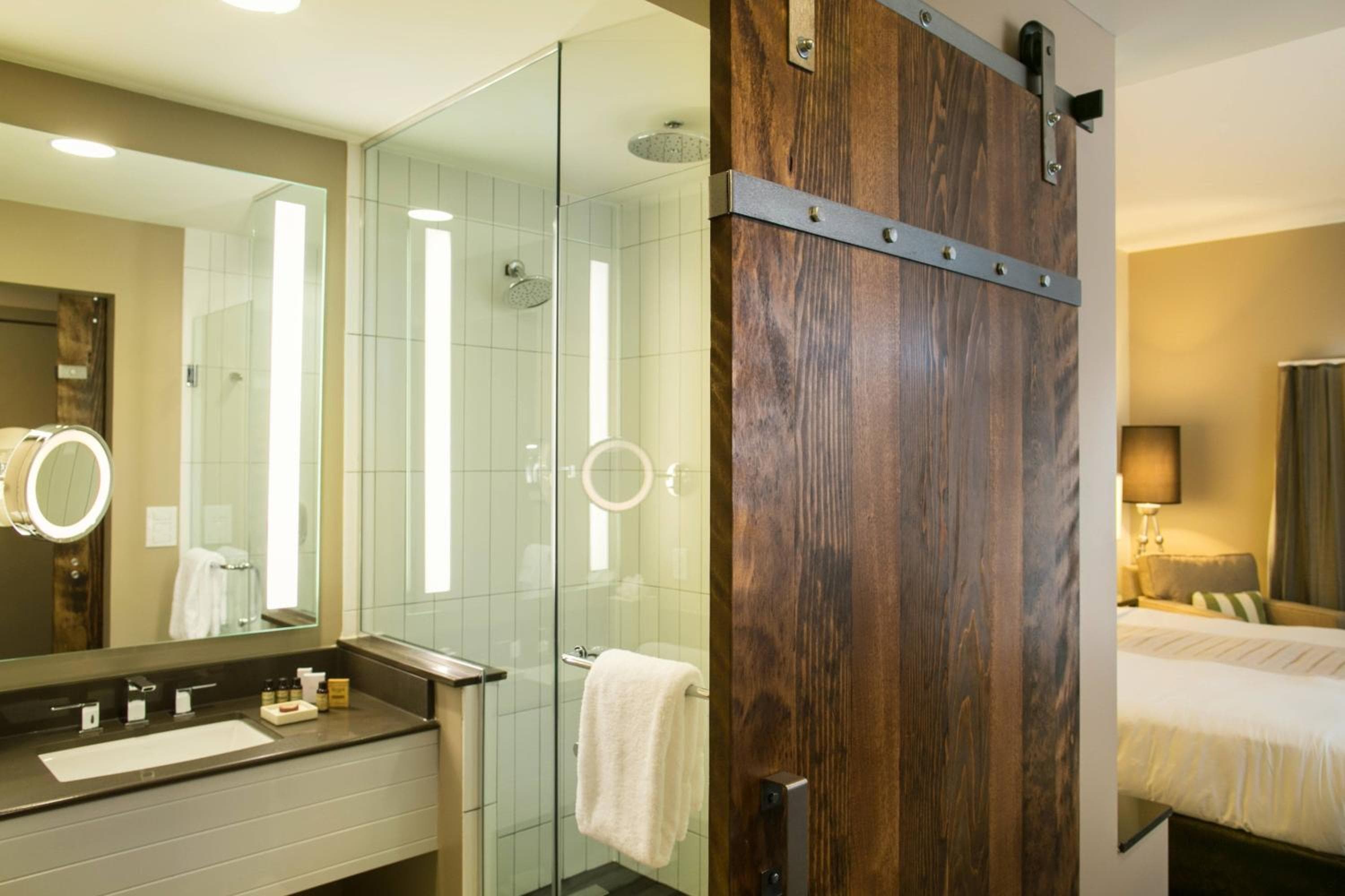 Epicurean Hotel, Autograph Collection — 17