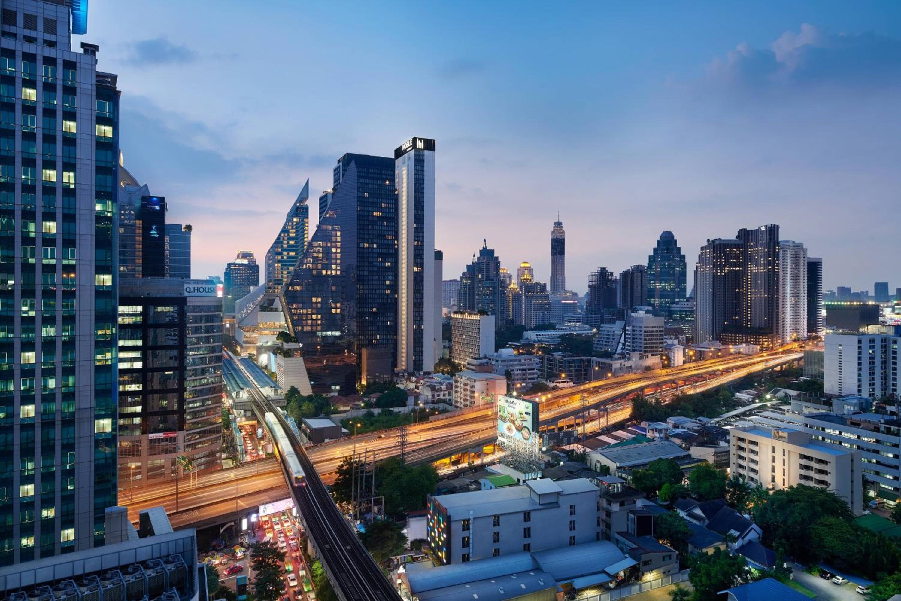 JW Marriott Hotel Bangkok — 17