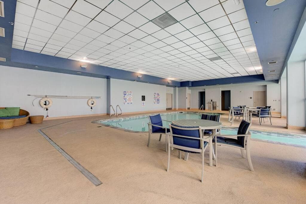 Las Vegas Getaway Ultimate Suite con una camera da letto, balcone, cucina, palestra, piscina e parcheggio gratuito — 2