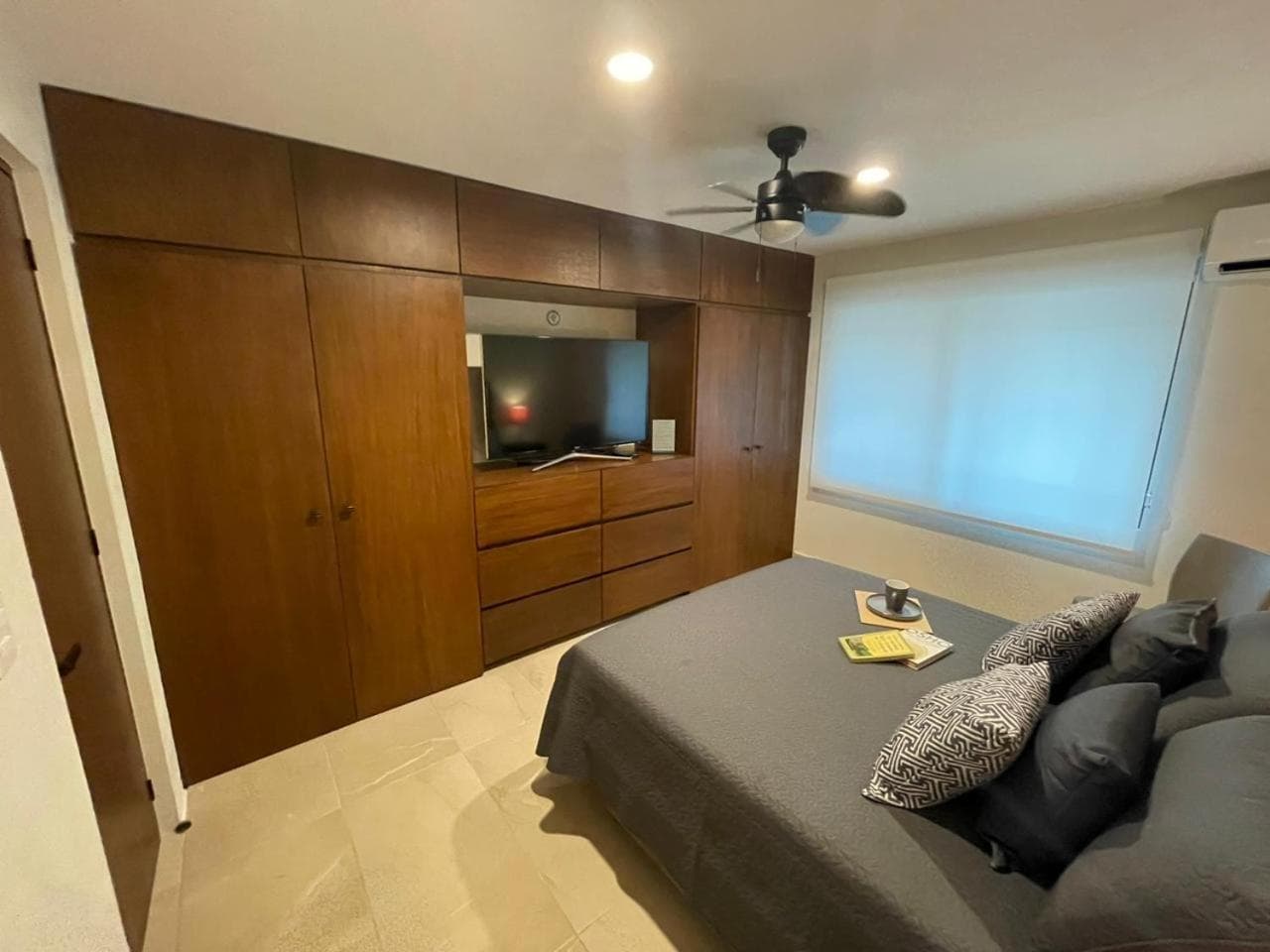 Departamento Céntrico y Moderno en Cancún. — 23