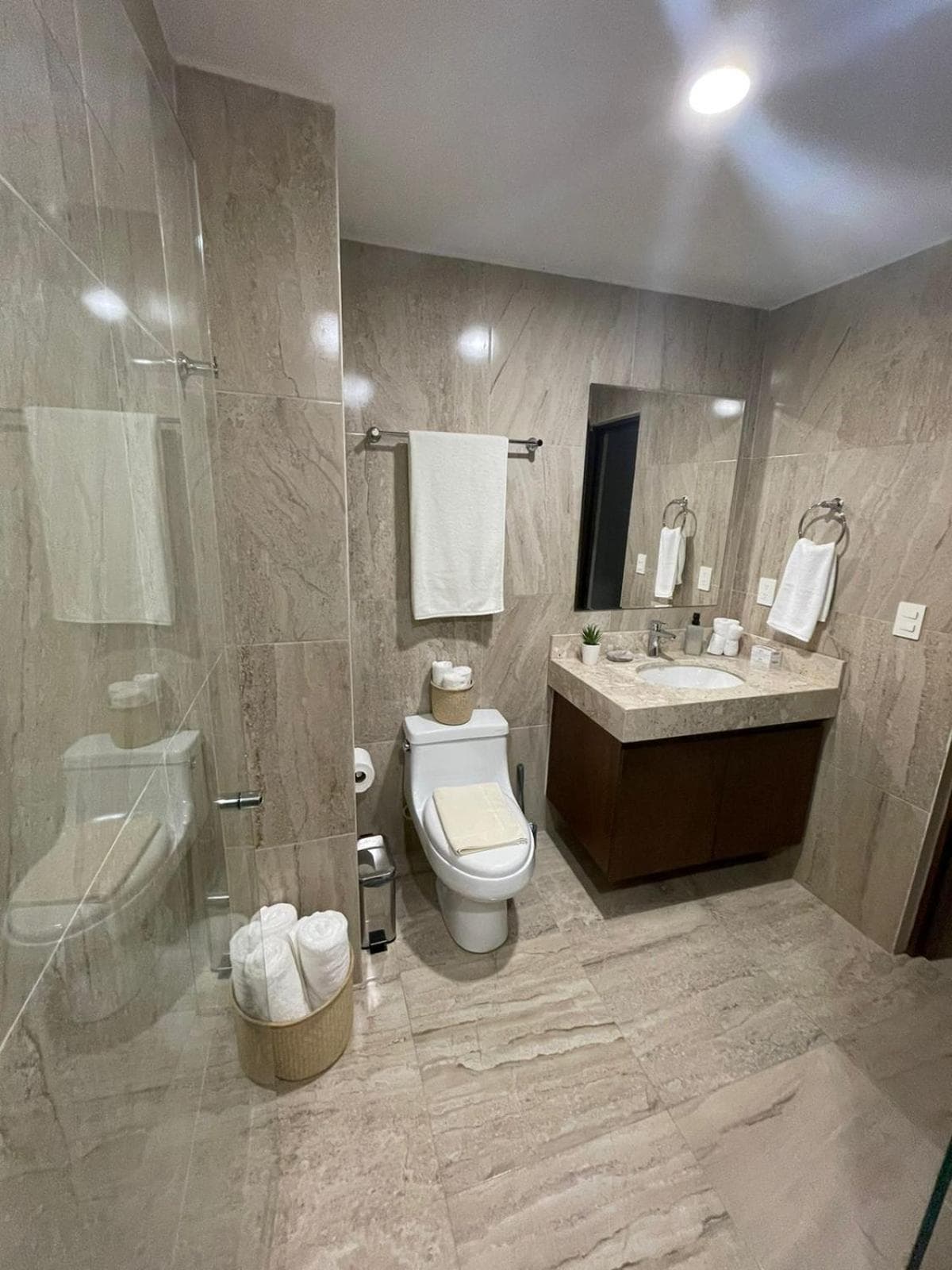 Departamento Céntrico y Moderno en Cancún. — 11
