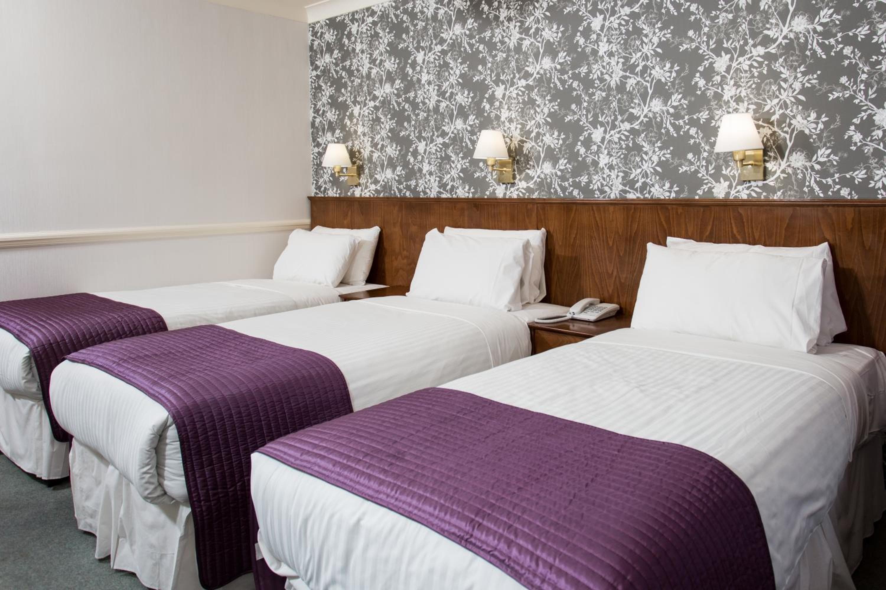 Il Clarendon Hotel — 27