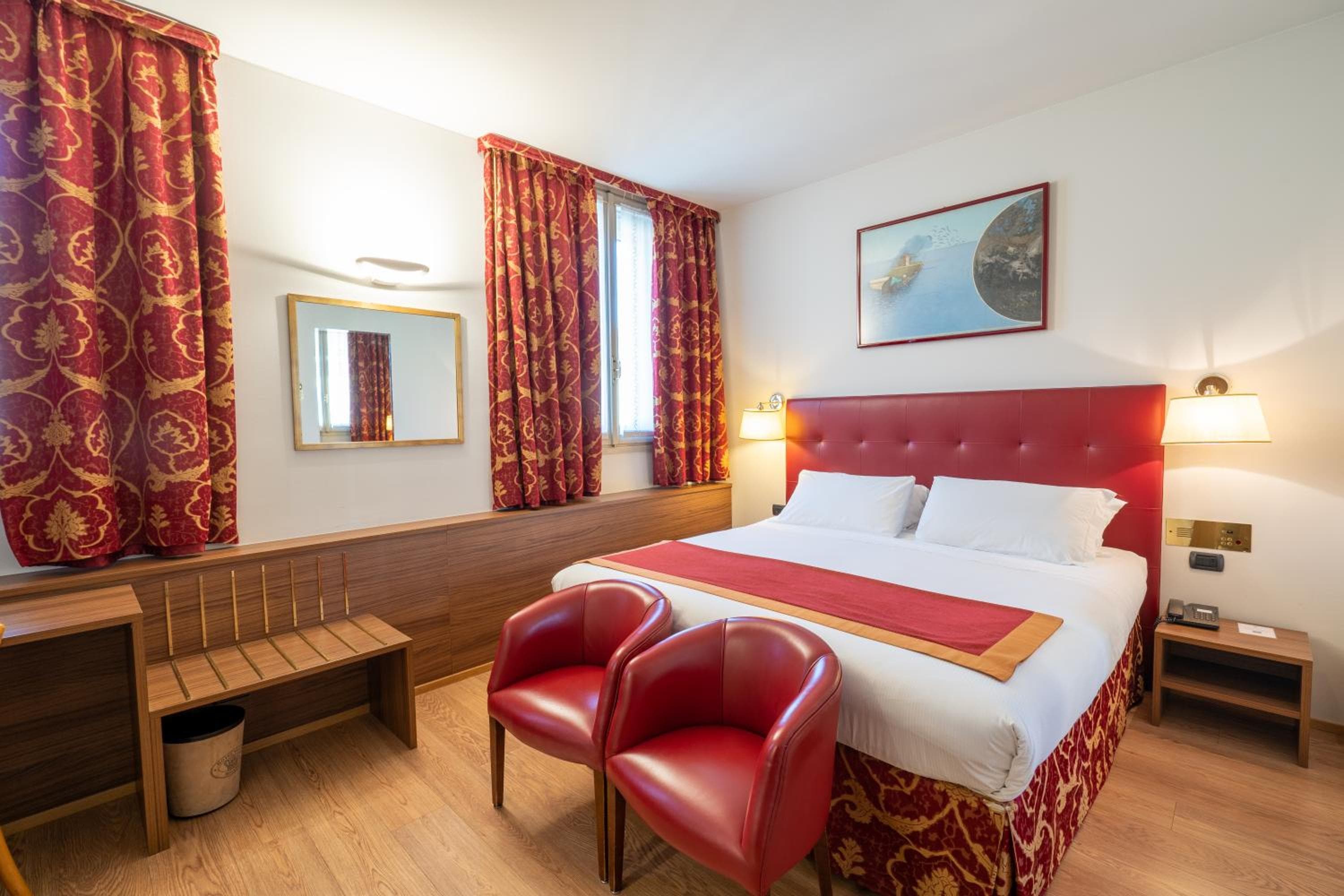 Hotel Regina — 13