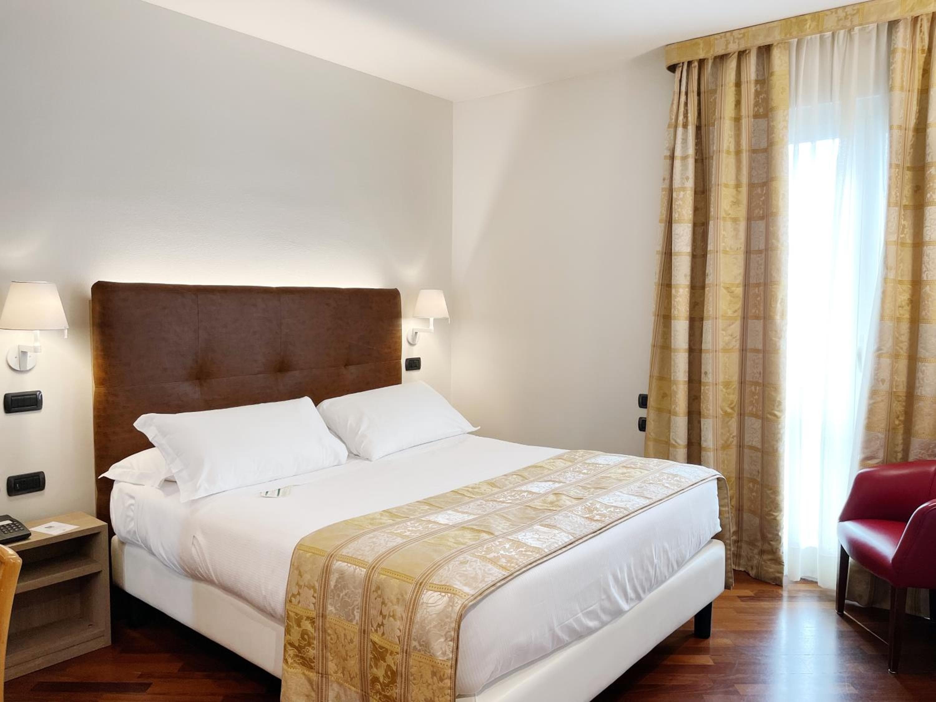 Hotel Regina — 22