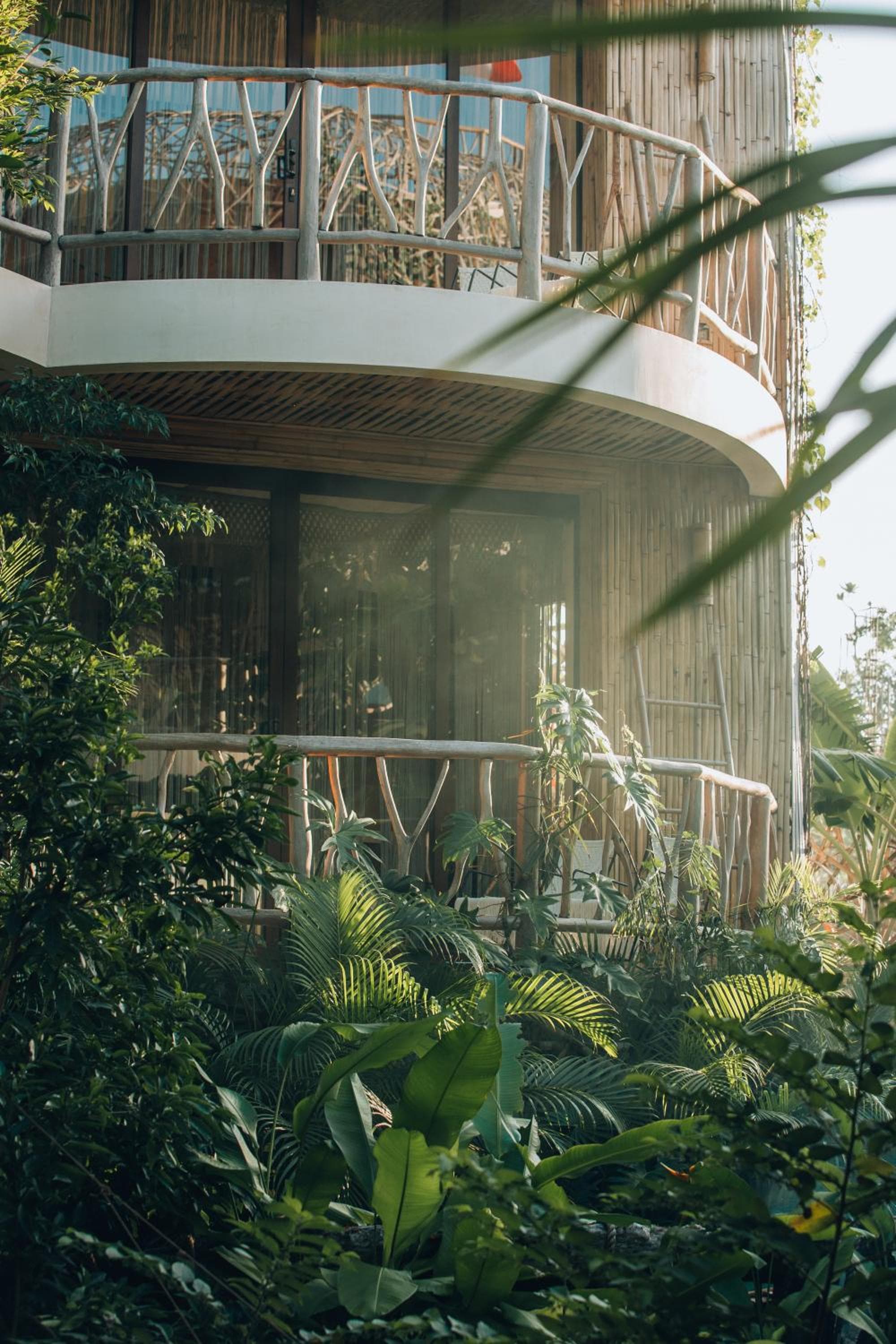 KAN TULUM — 12