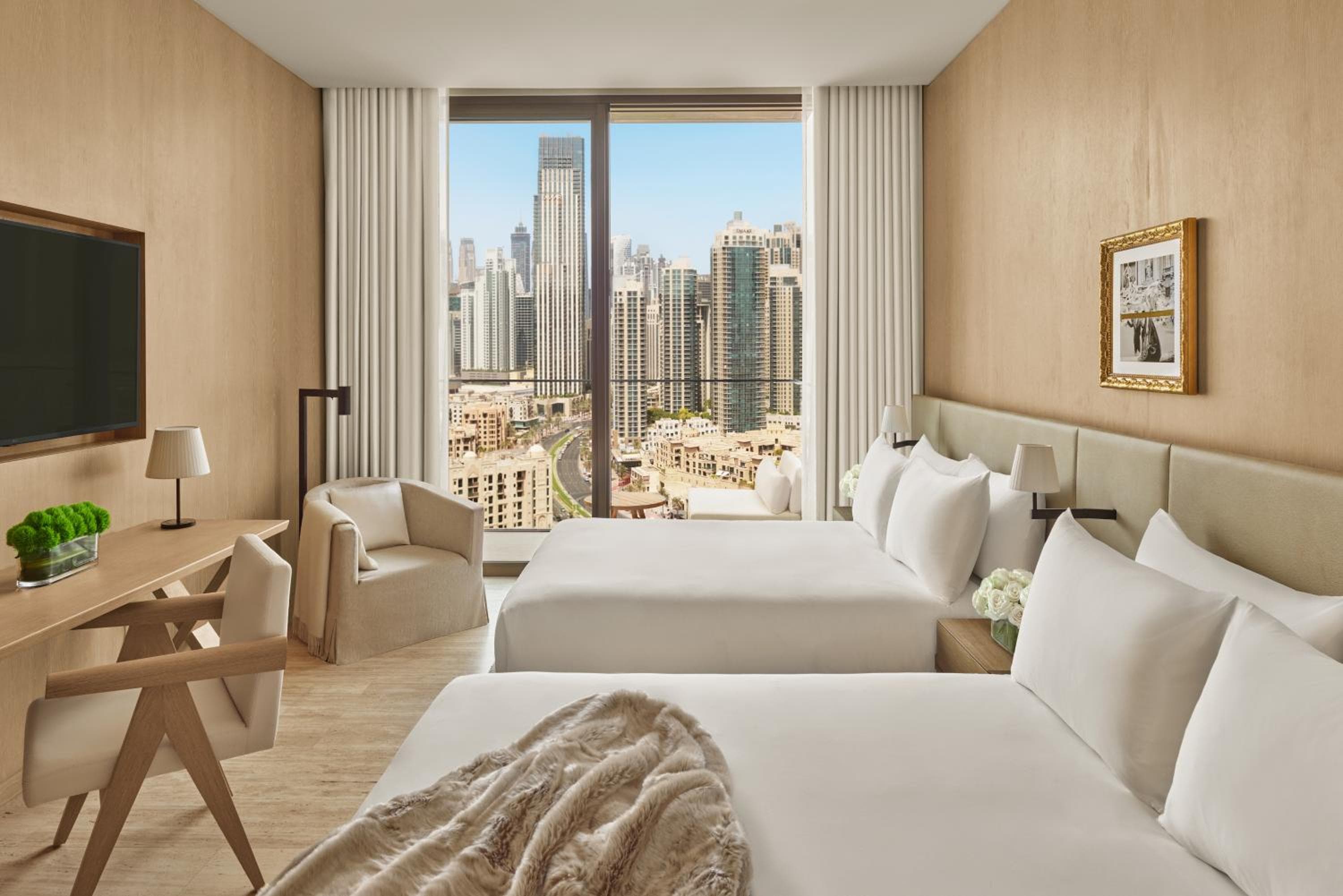 The Dubai EDITION — 13