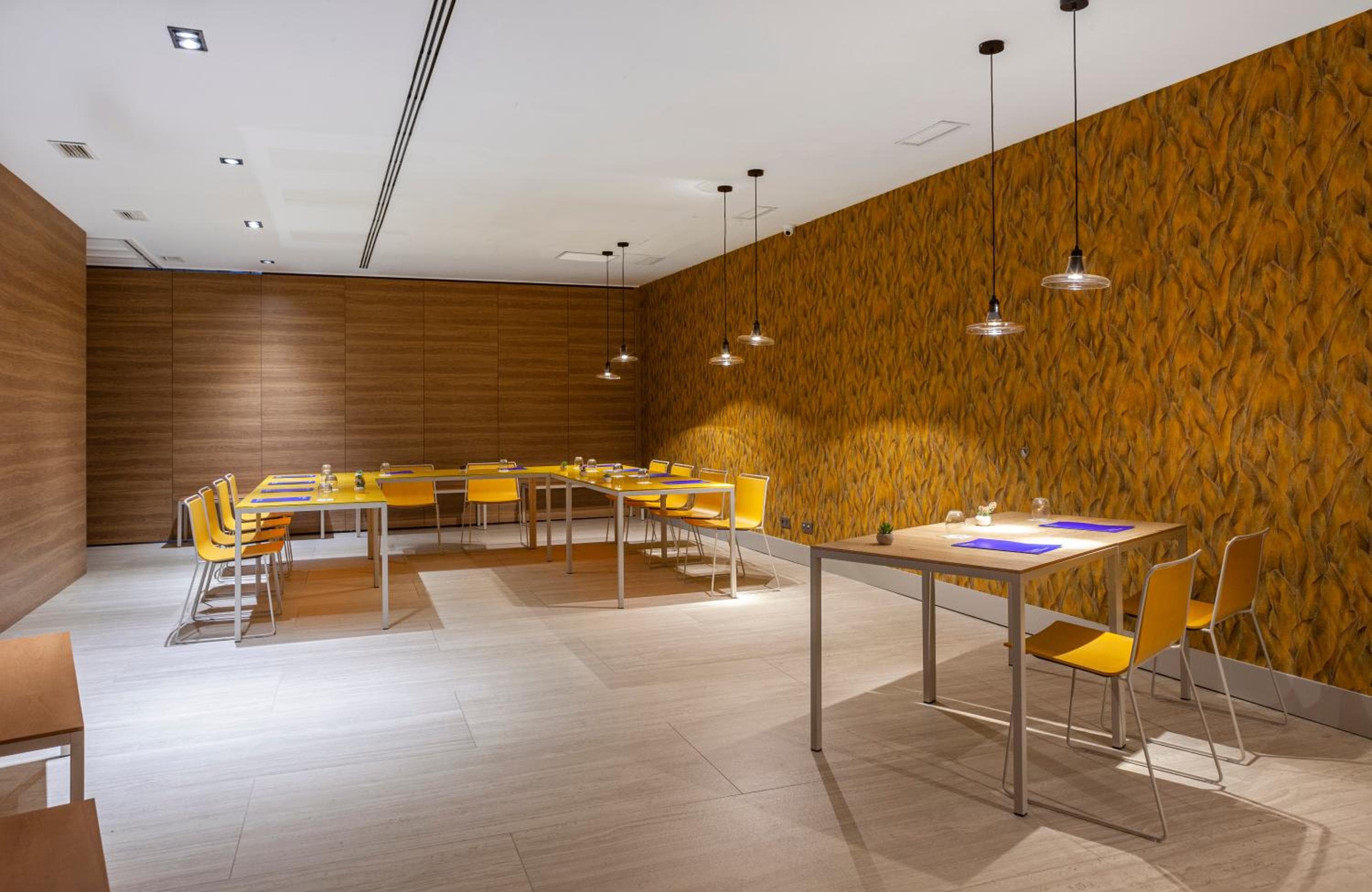 Hotel Macià Sevilla Kubb — 4