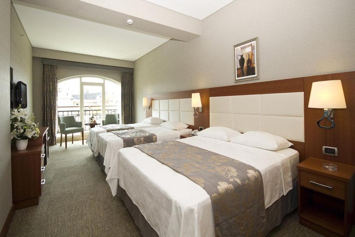Innpera Hotel — 5