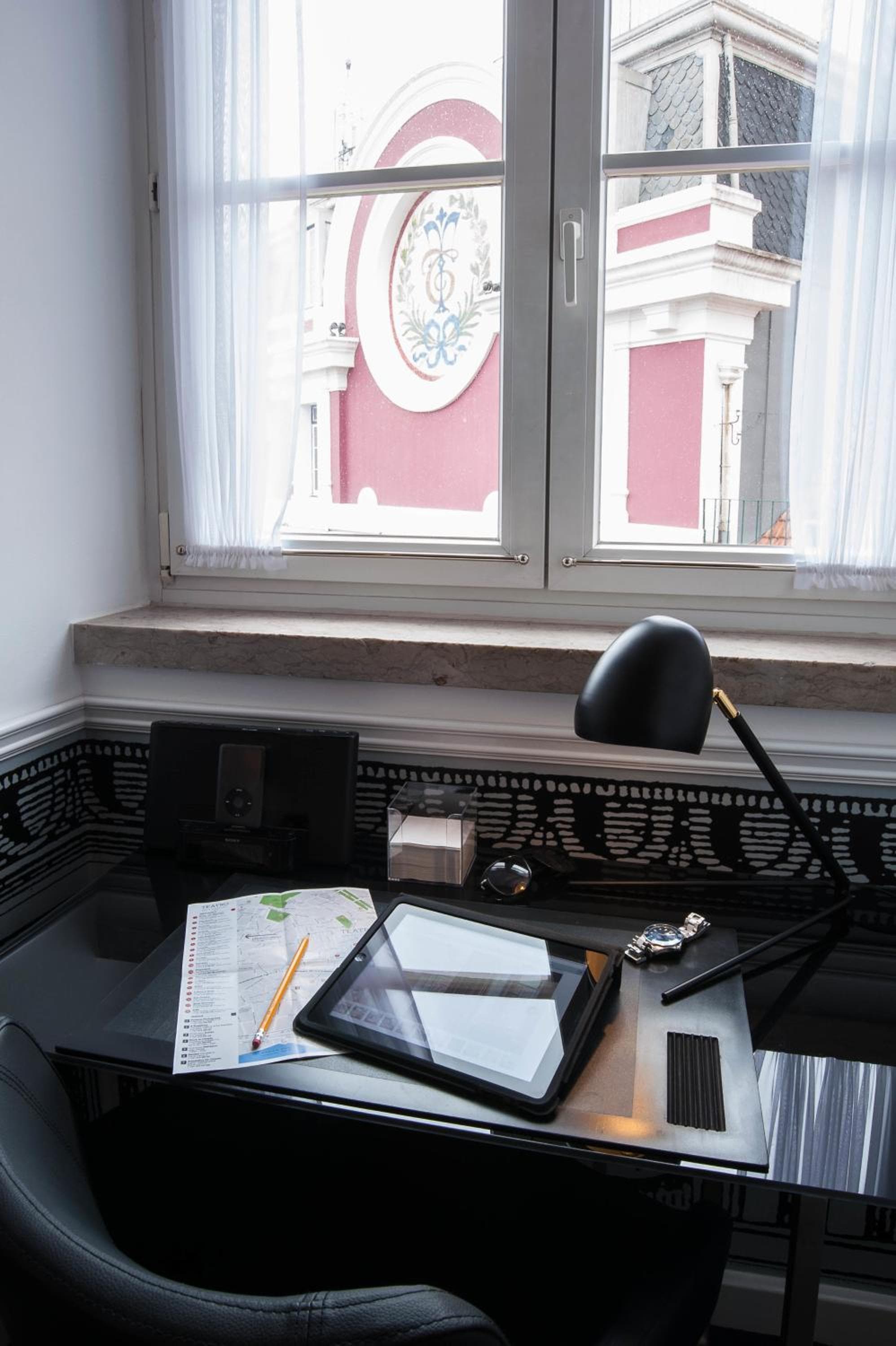 Teatro Boutique Rooms & Suites — 21