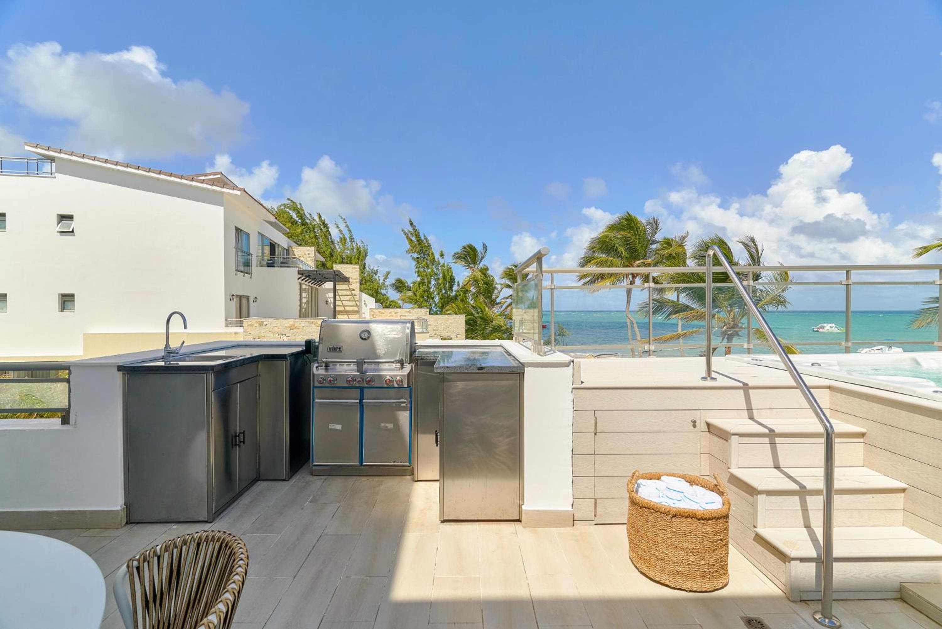 Costa Atlantica Punta Cana - Beach Vacation Condos — 22