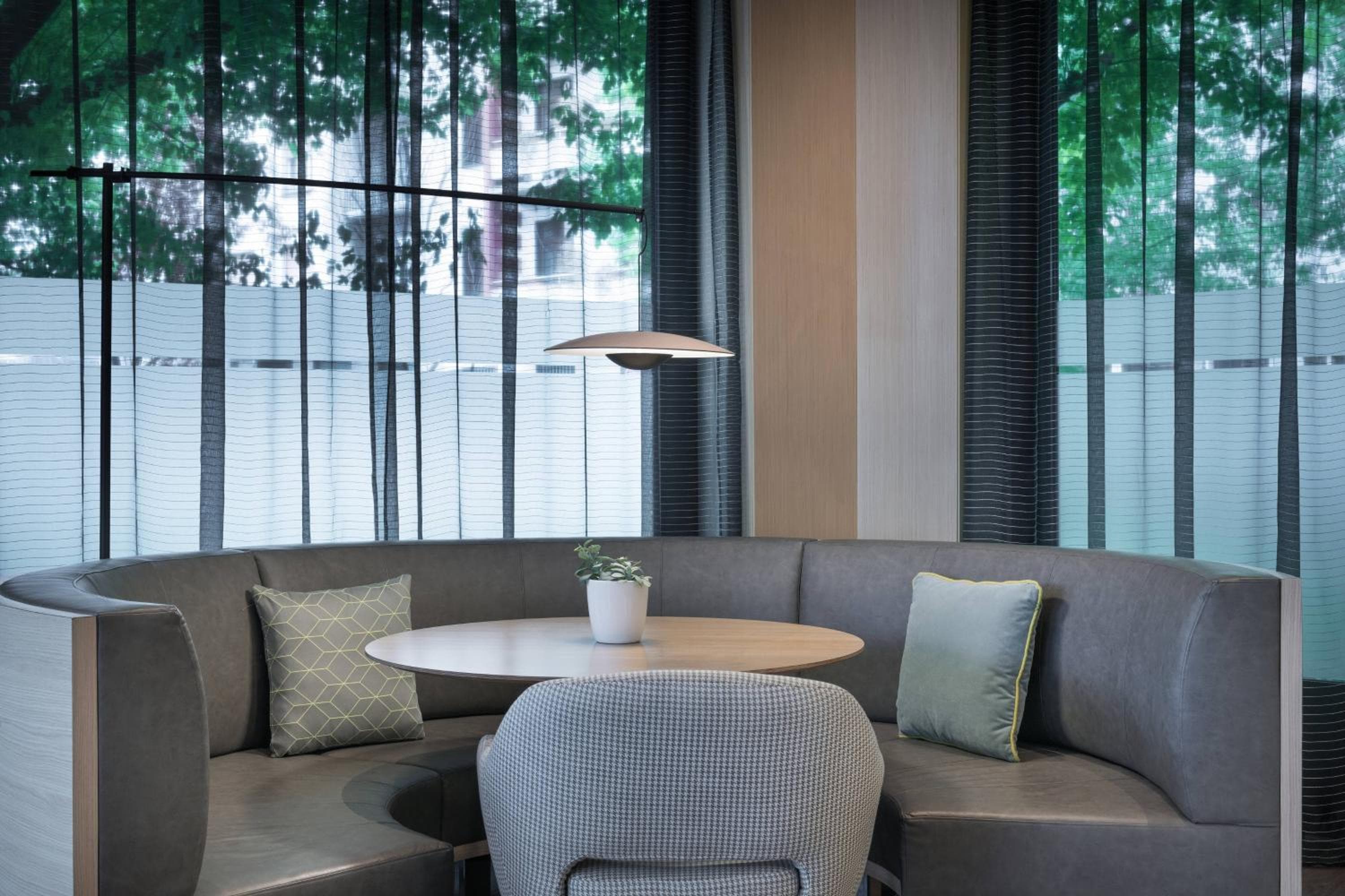 AC Hotel Milano by Marriott — 21