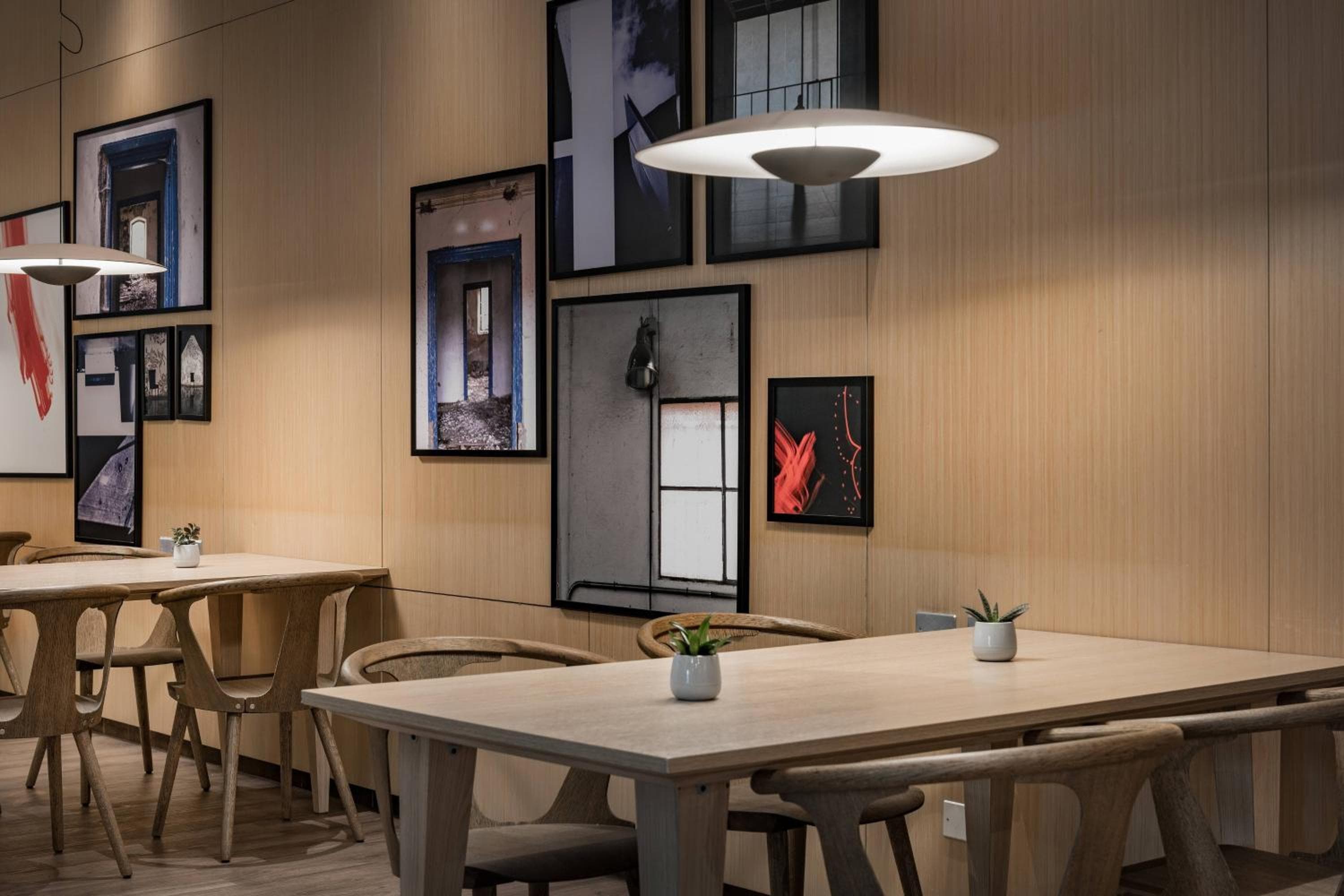 AC Hotel Milano by Marriott — 10