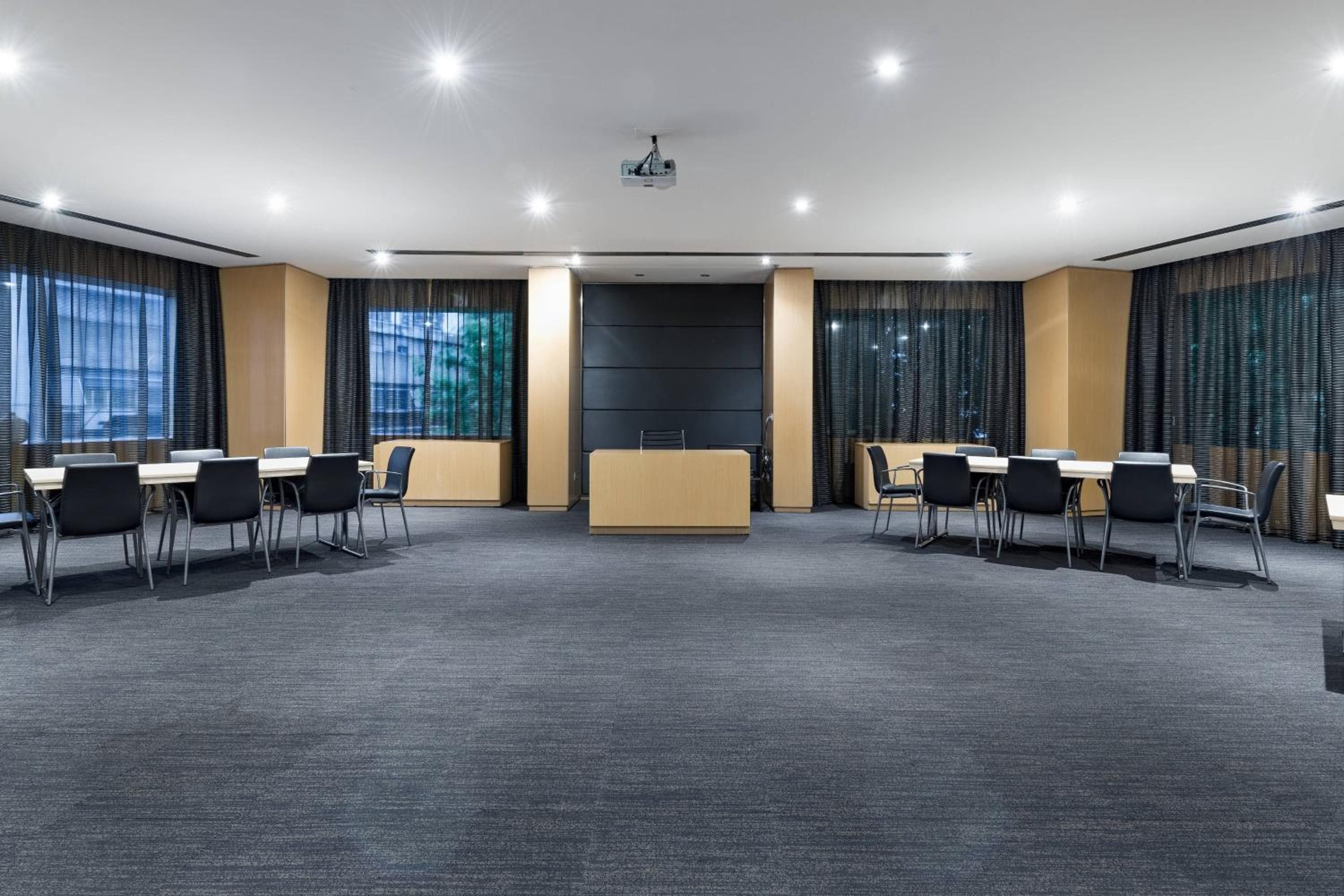 AC Hotel Milano by Marriott — 5