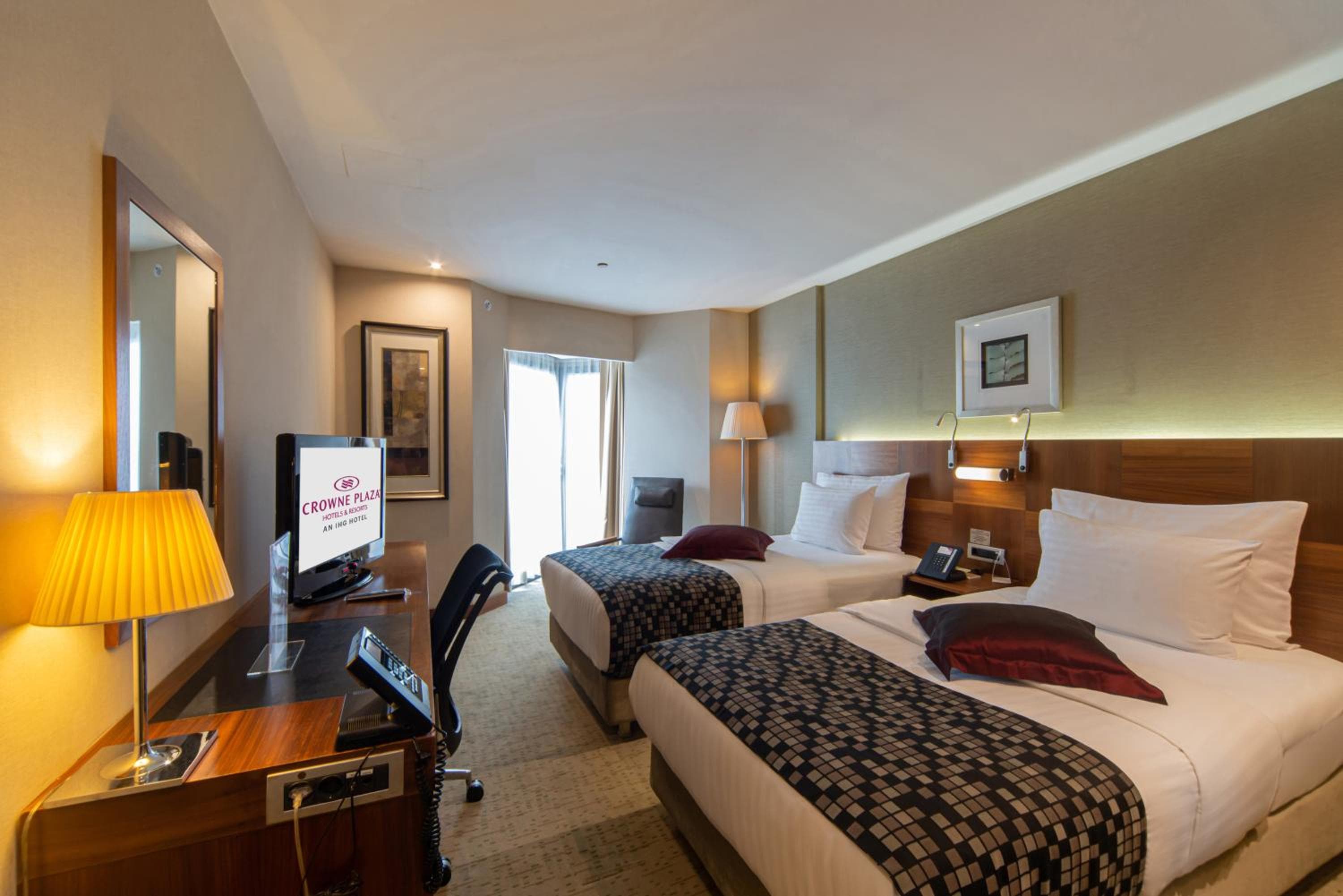 Crowne Plaza Istanbul Harbiye, un hotel IHG — 8