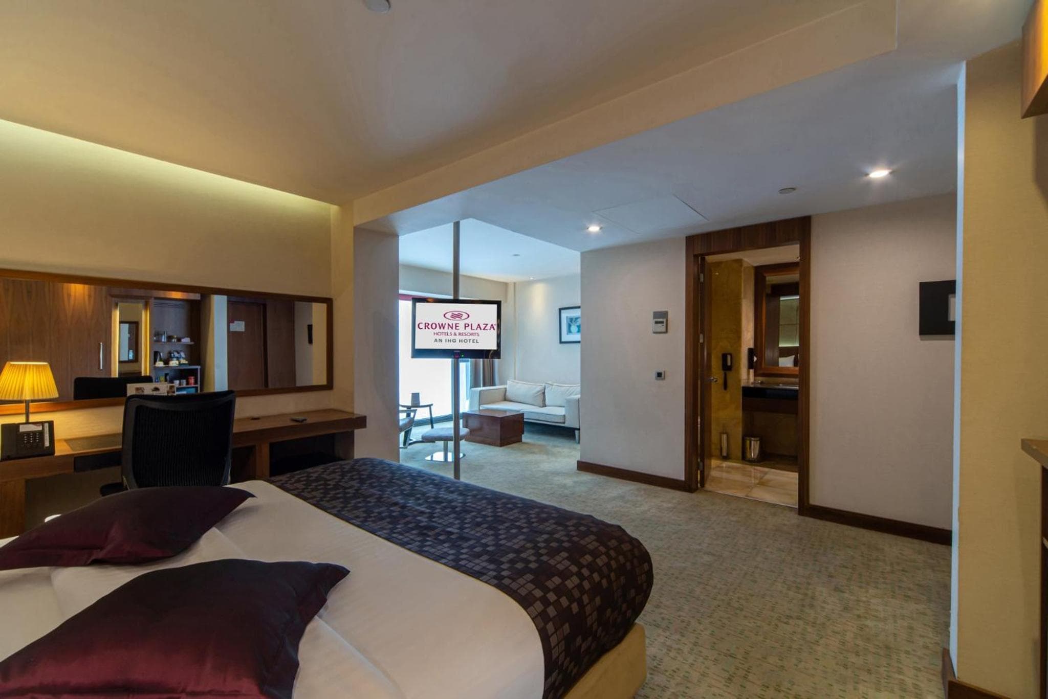 Crowne Plaza Istanbul Harbiye by IHG — 20