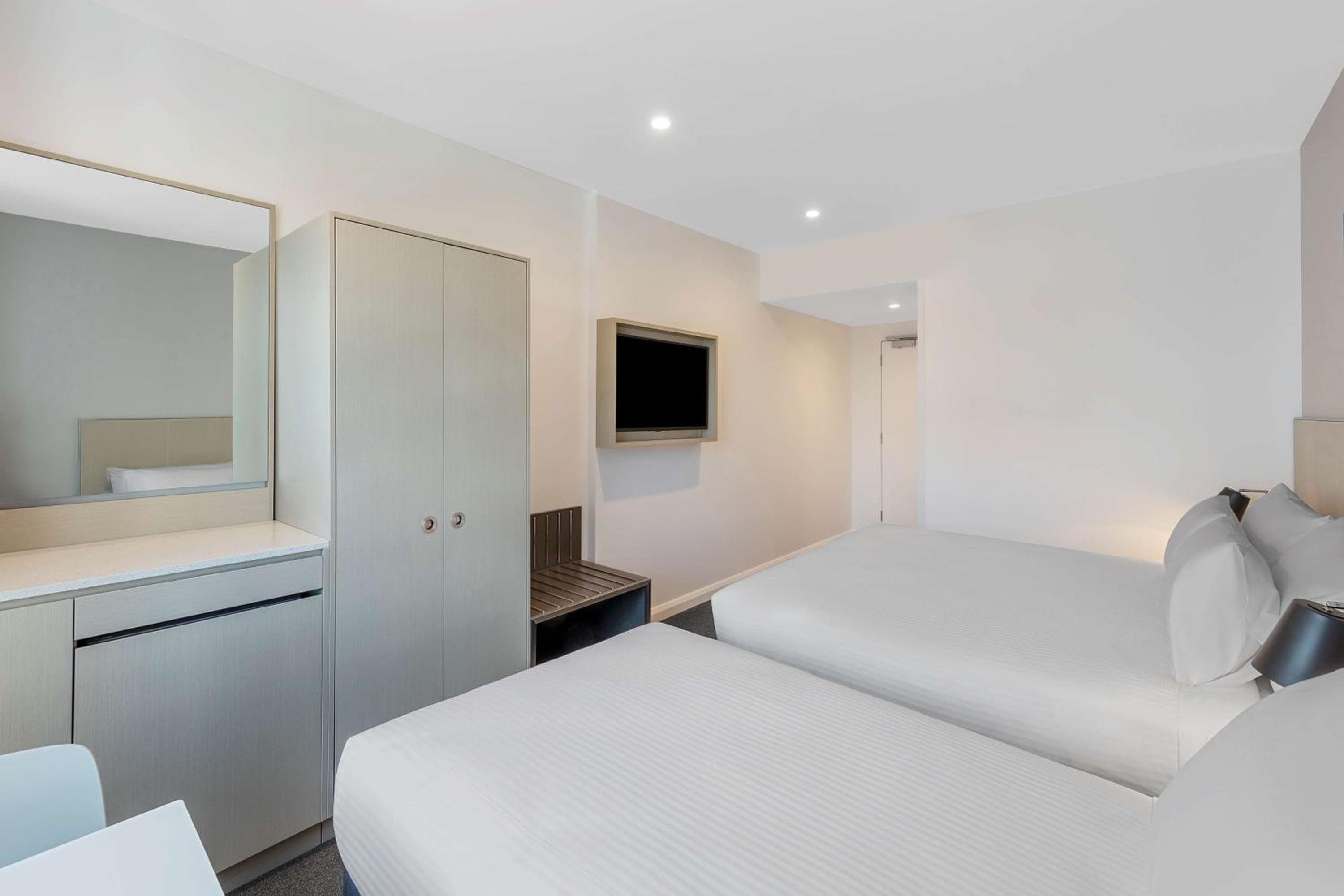 Travelodge Hotel Sydney Airport hotel, 289 King Street, Sydney, Australia — photo 18