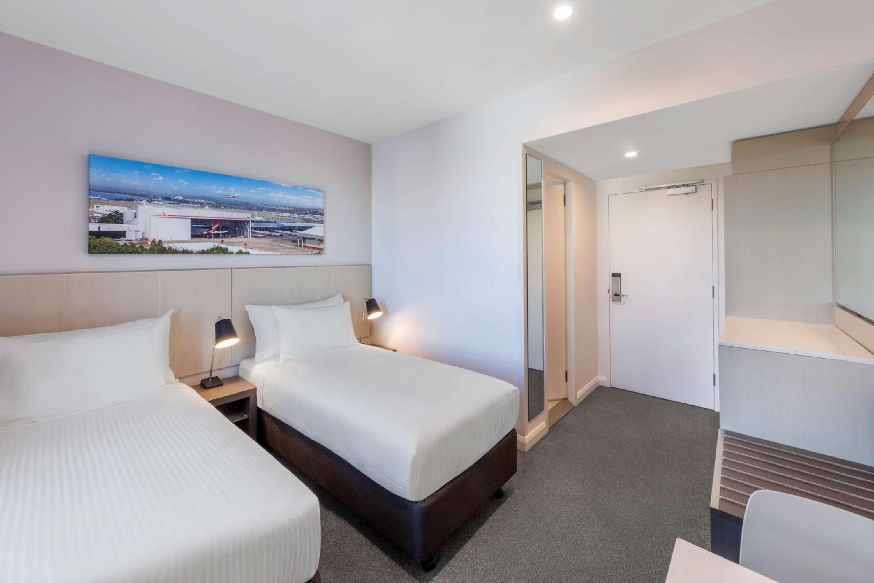 Travelodge Hotel Sydney Airport hotel, 289 King Street, Sydney, Australia — photo 20