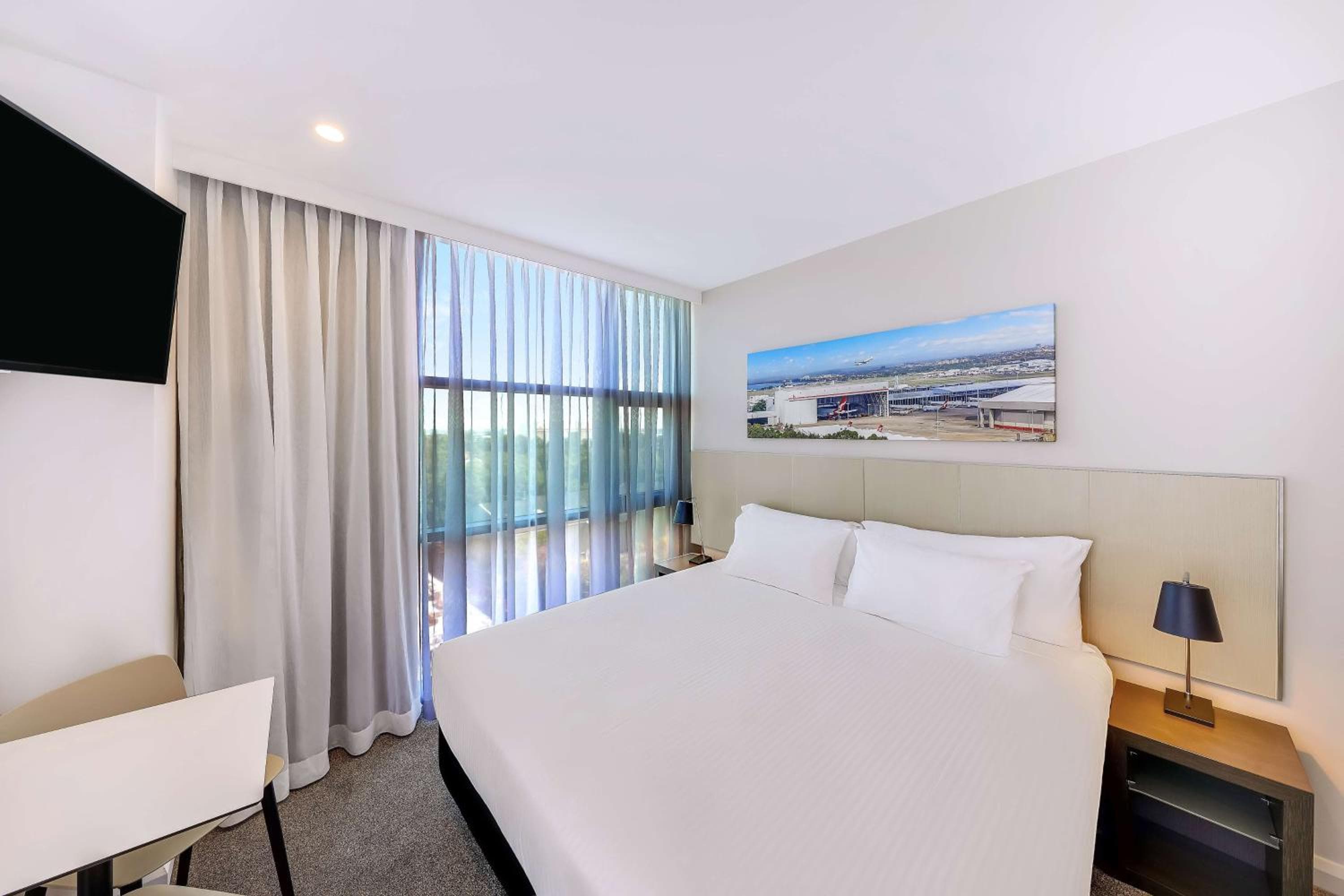 Travelodge Hotel Sydney Airport hotel, 289 King Street, Sydney, Australia — photo 23