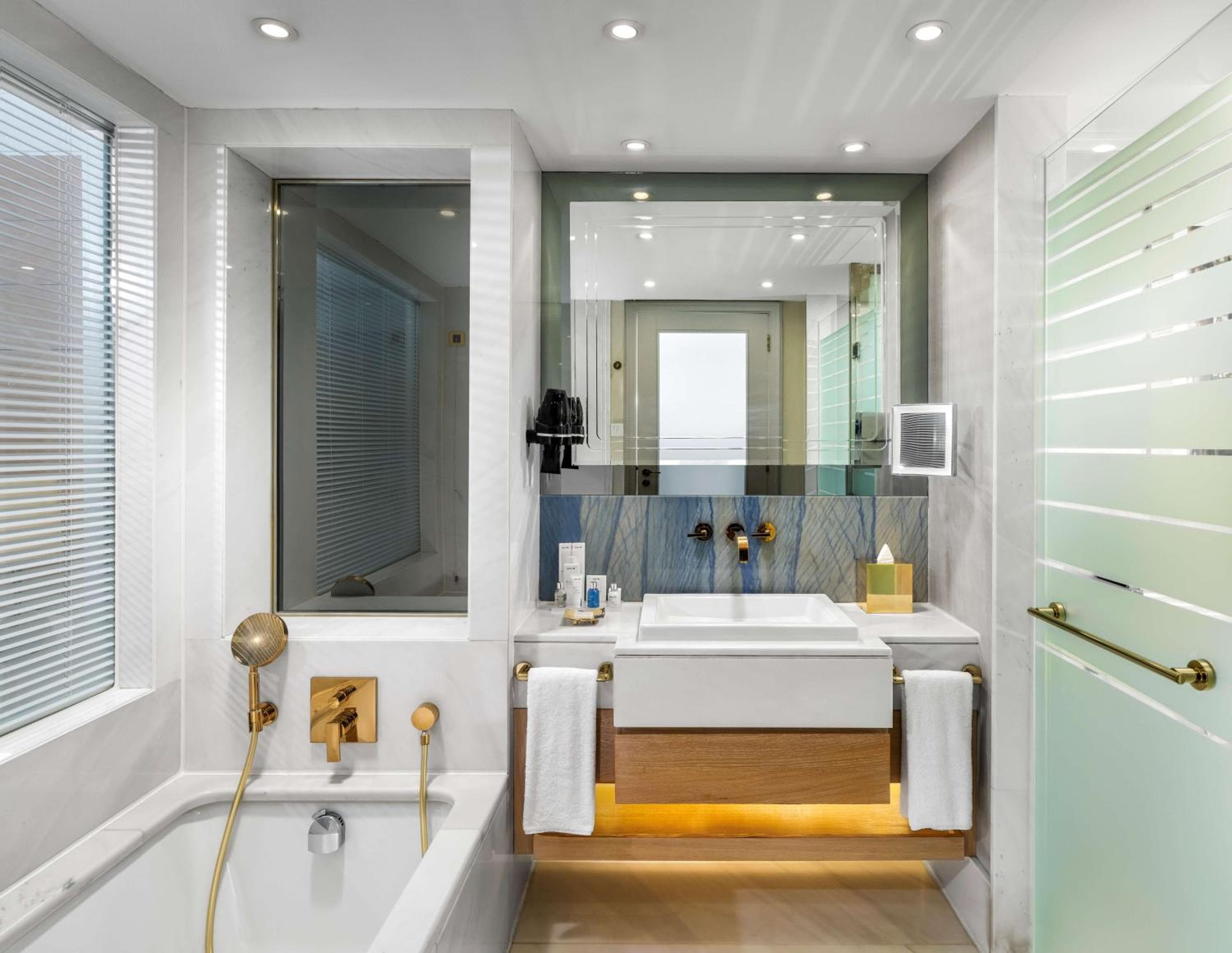 Radisson Blu Hotel, Istanbul Sisli hotel, 19 Mayis Cad. No: 2, Istanbul, Turkey — photo 37