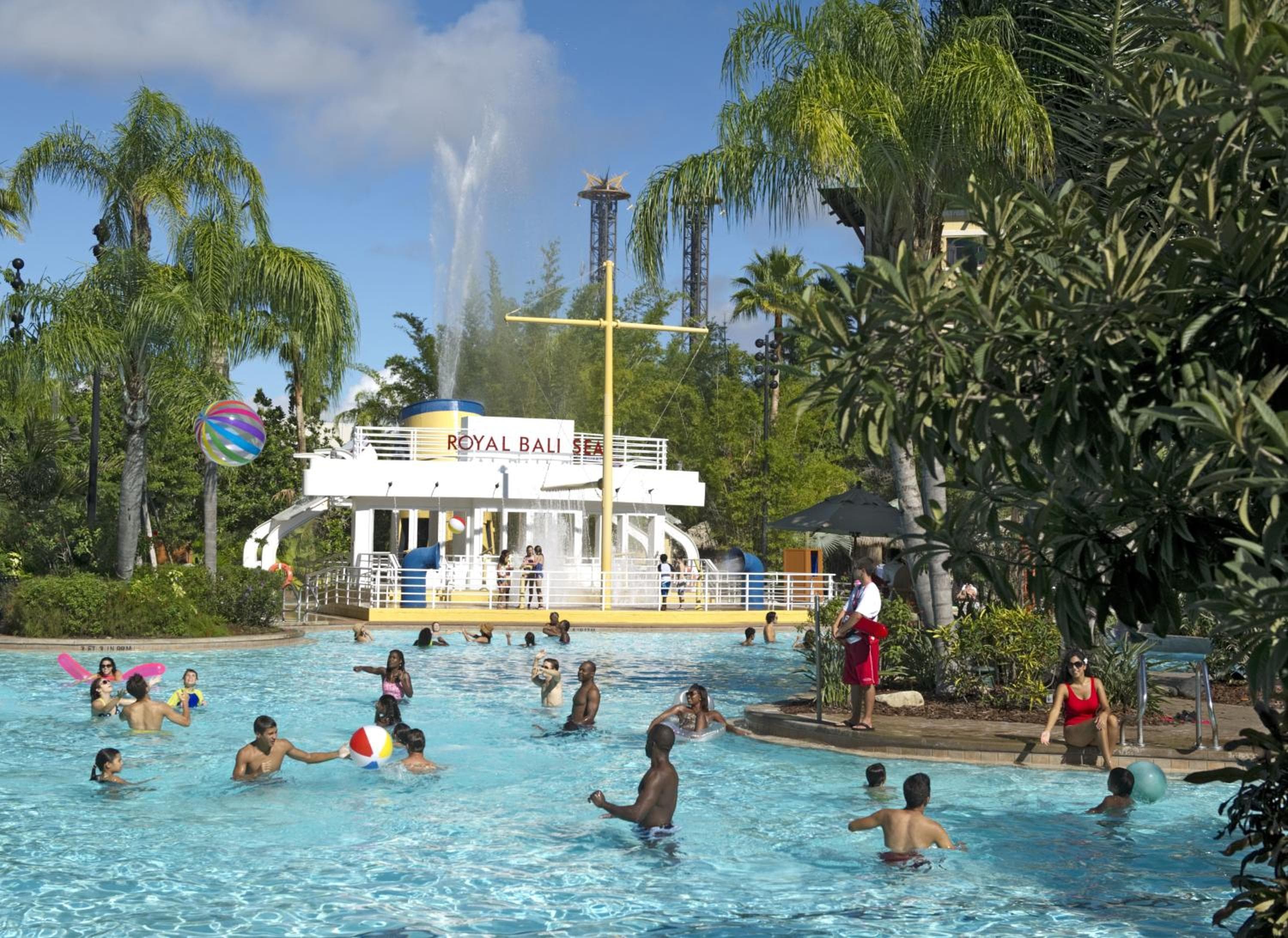 Universal's Loews Royal Pacific Resort — 5