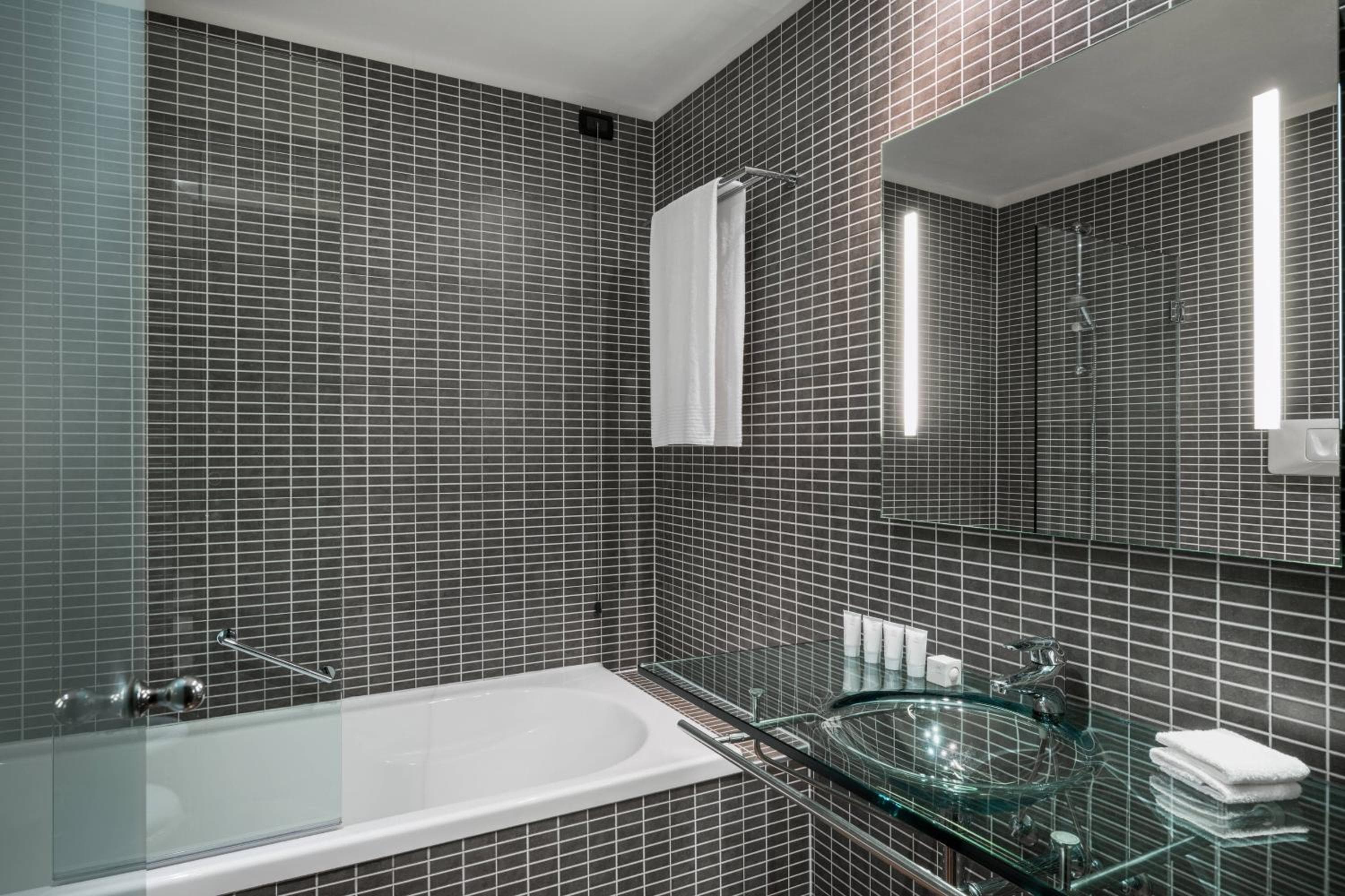 AC Hotel Milano by Marriott — 23