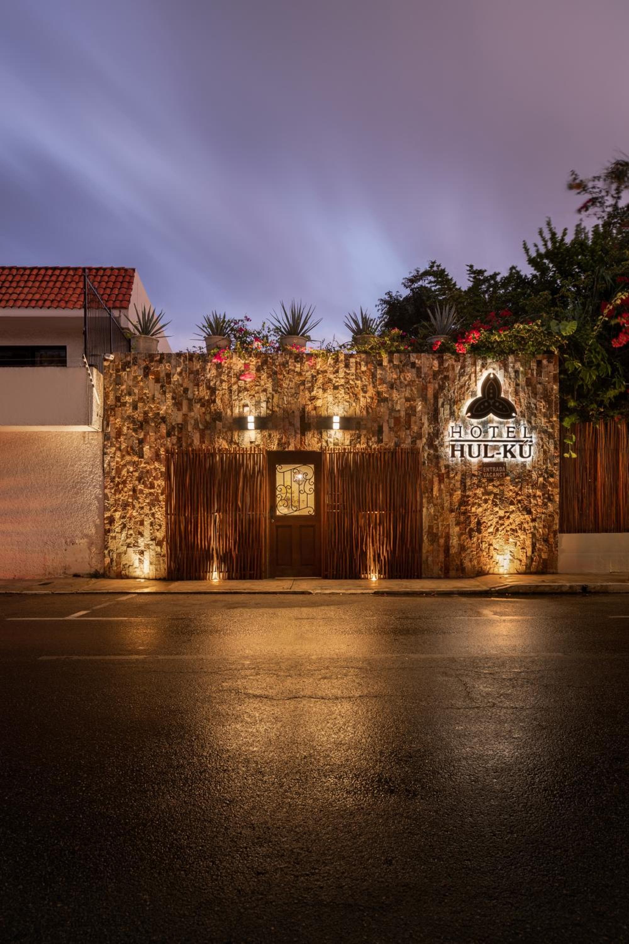 Hotel Hulku — 1