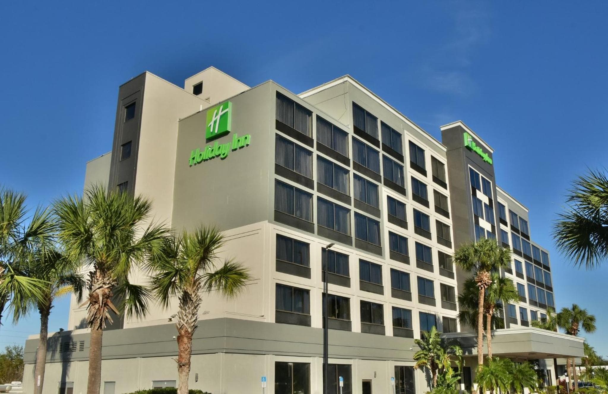 Holiday Inn Orlando East-UCF Area by IHG — 1