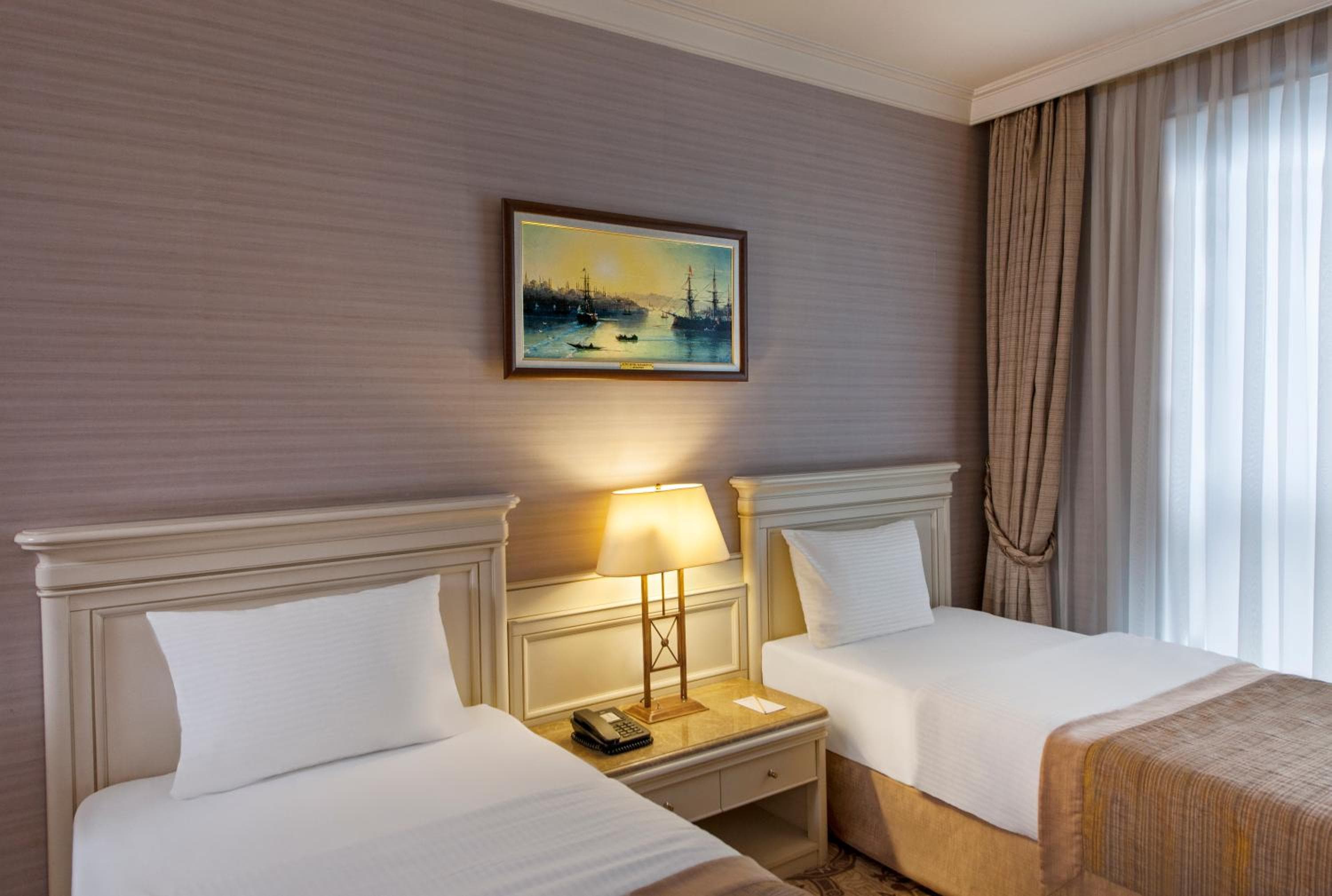 Elite World Comodo Istanbul Taksim — 30