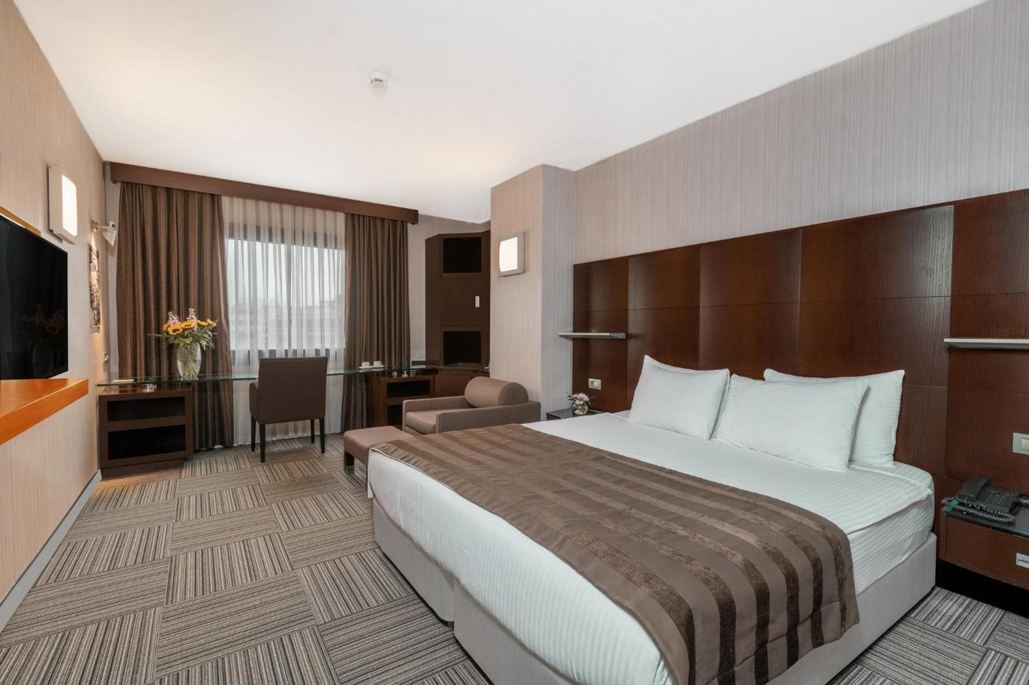 Point Hotel Taksim — 15