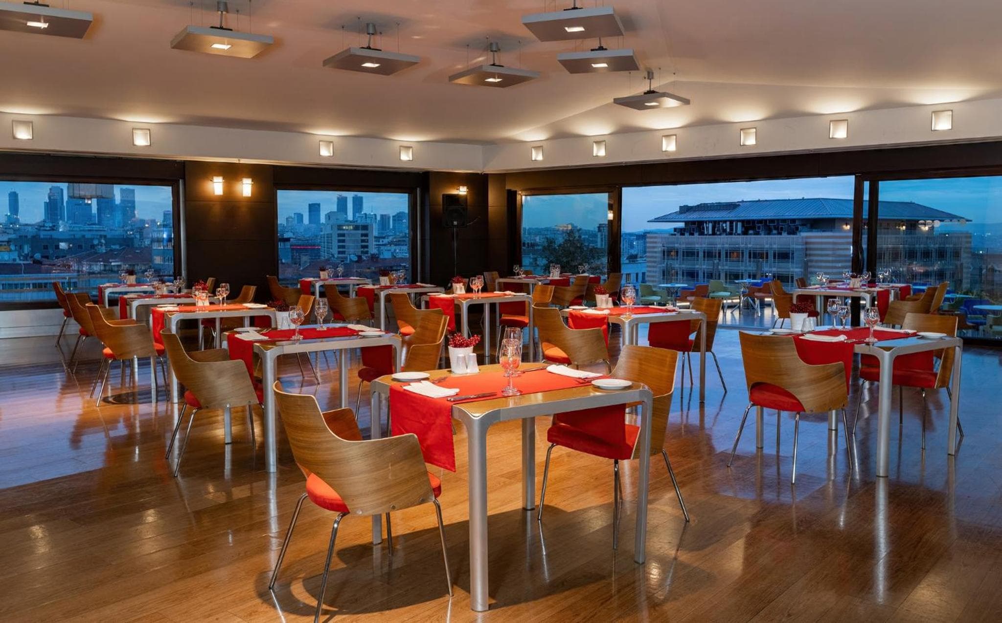 Point Hotel Taksim — 5