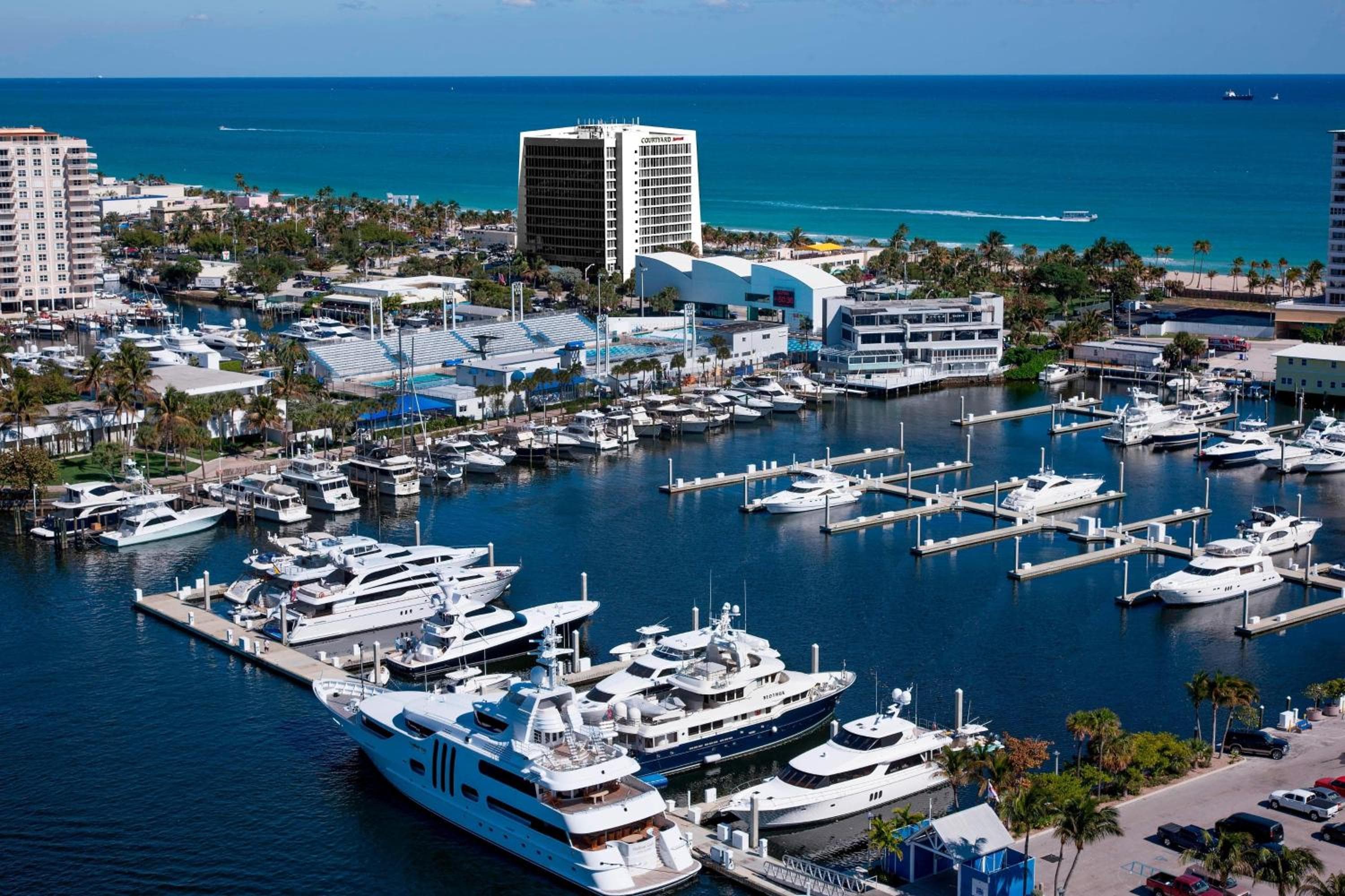 Courtyard by Marriott Oceanside Fort Lauderdale Beach — 2