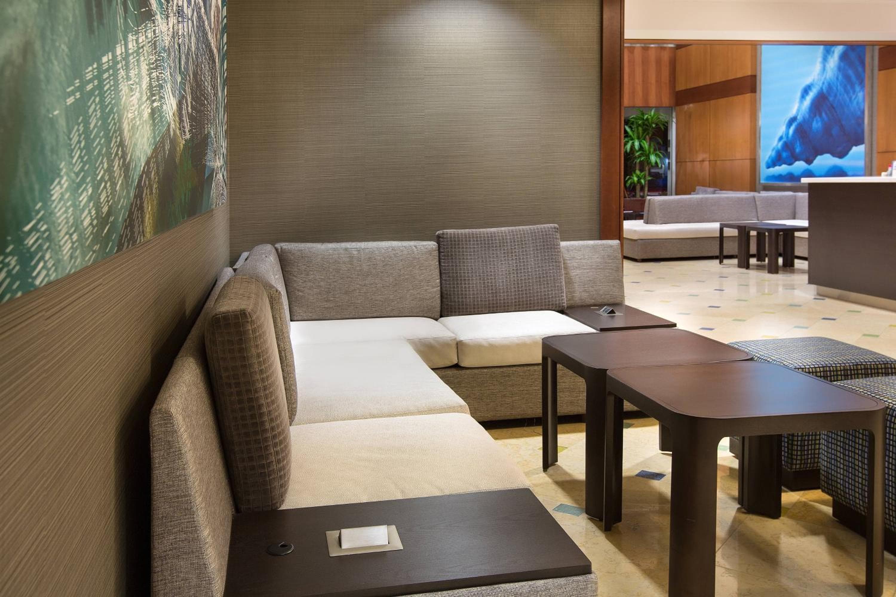Courtyard by Marriott Oceanside Fort Lauderdale Beach — 6