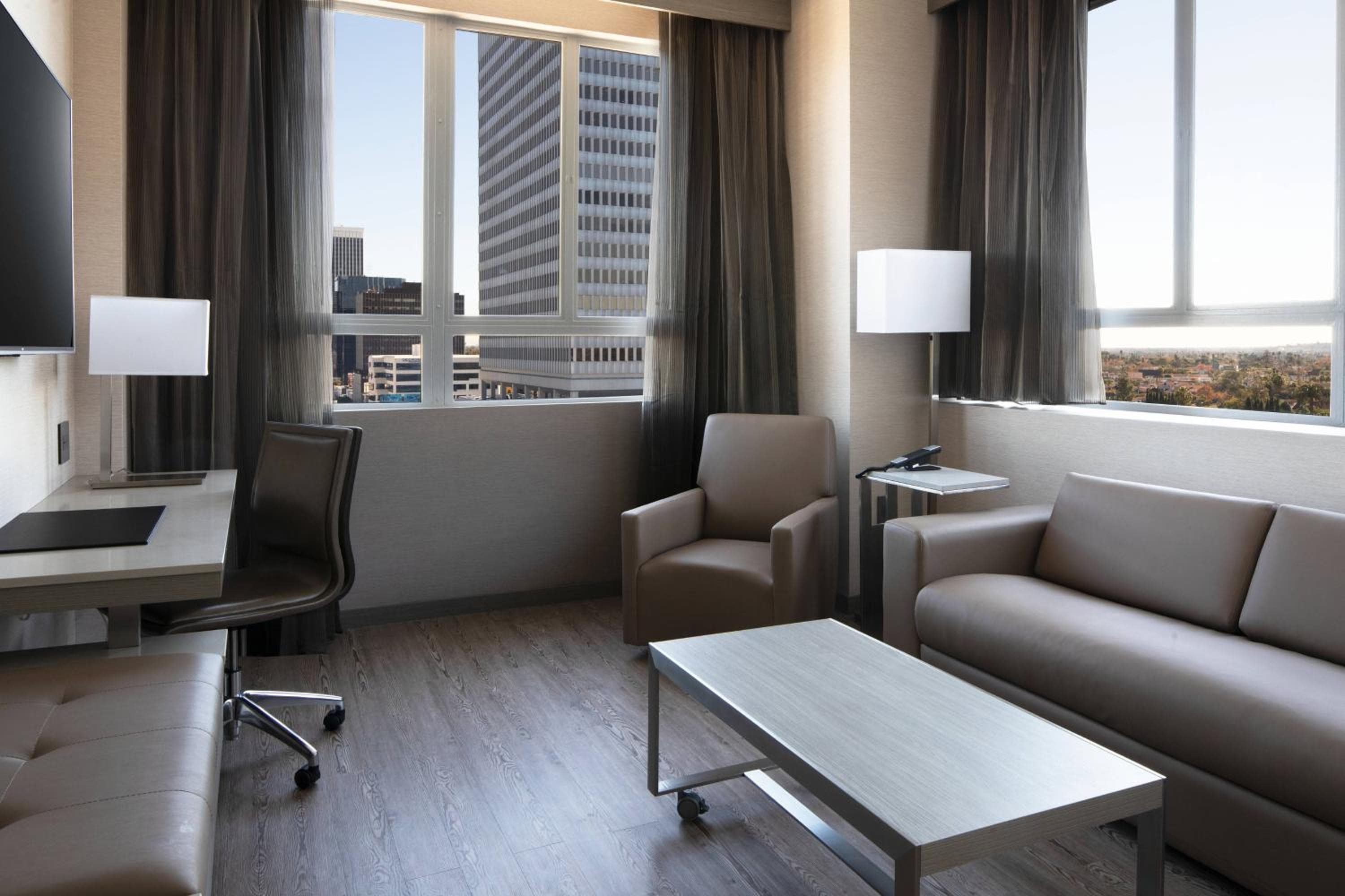 AC Hotel by Marriott Beverly Hills — 24
