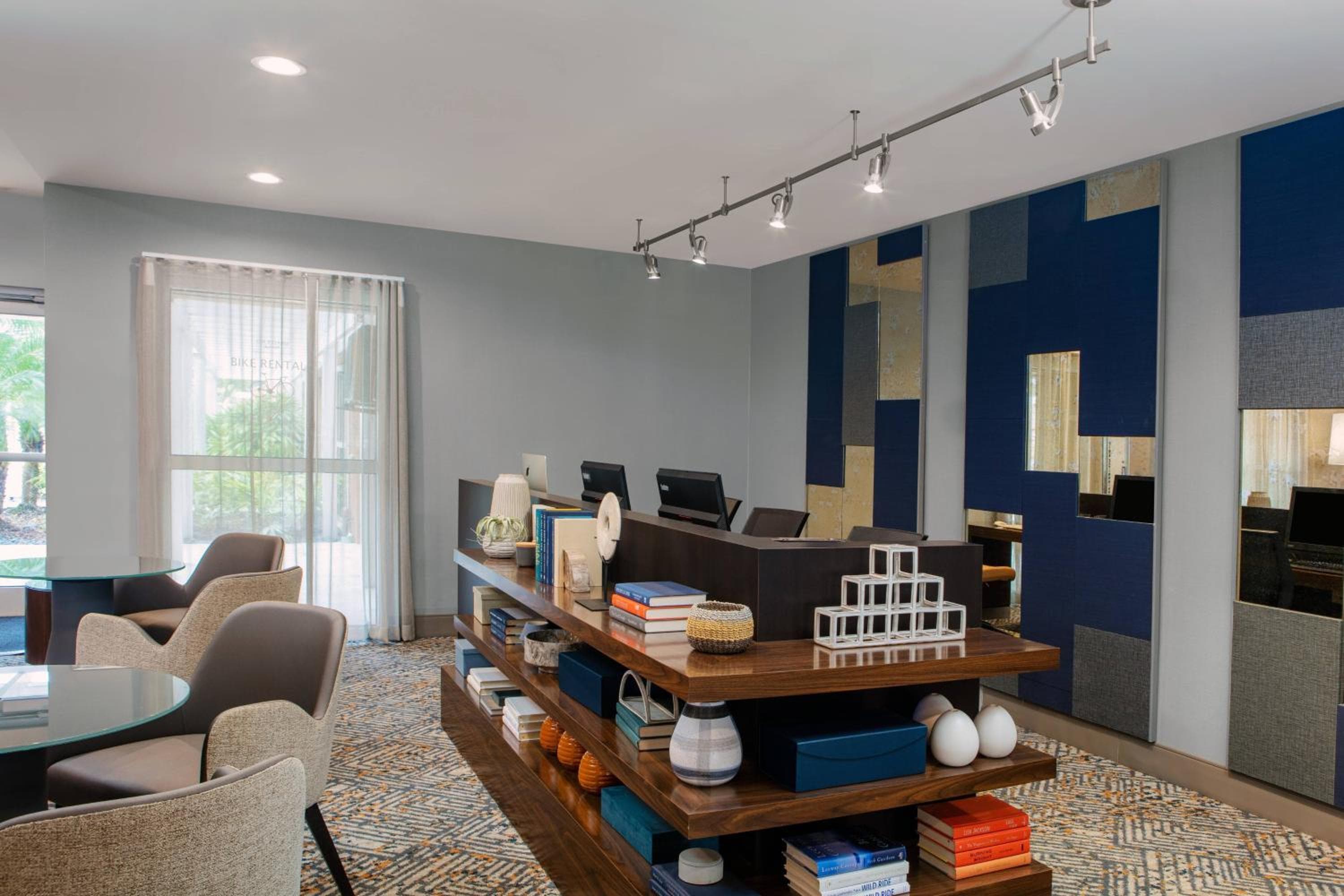 Courtyard by Marriott Miami Aventura Mall — 3