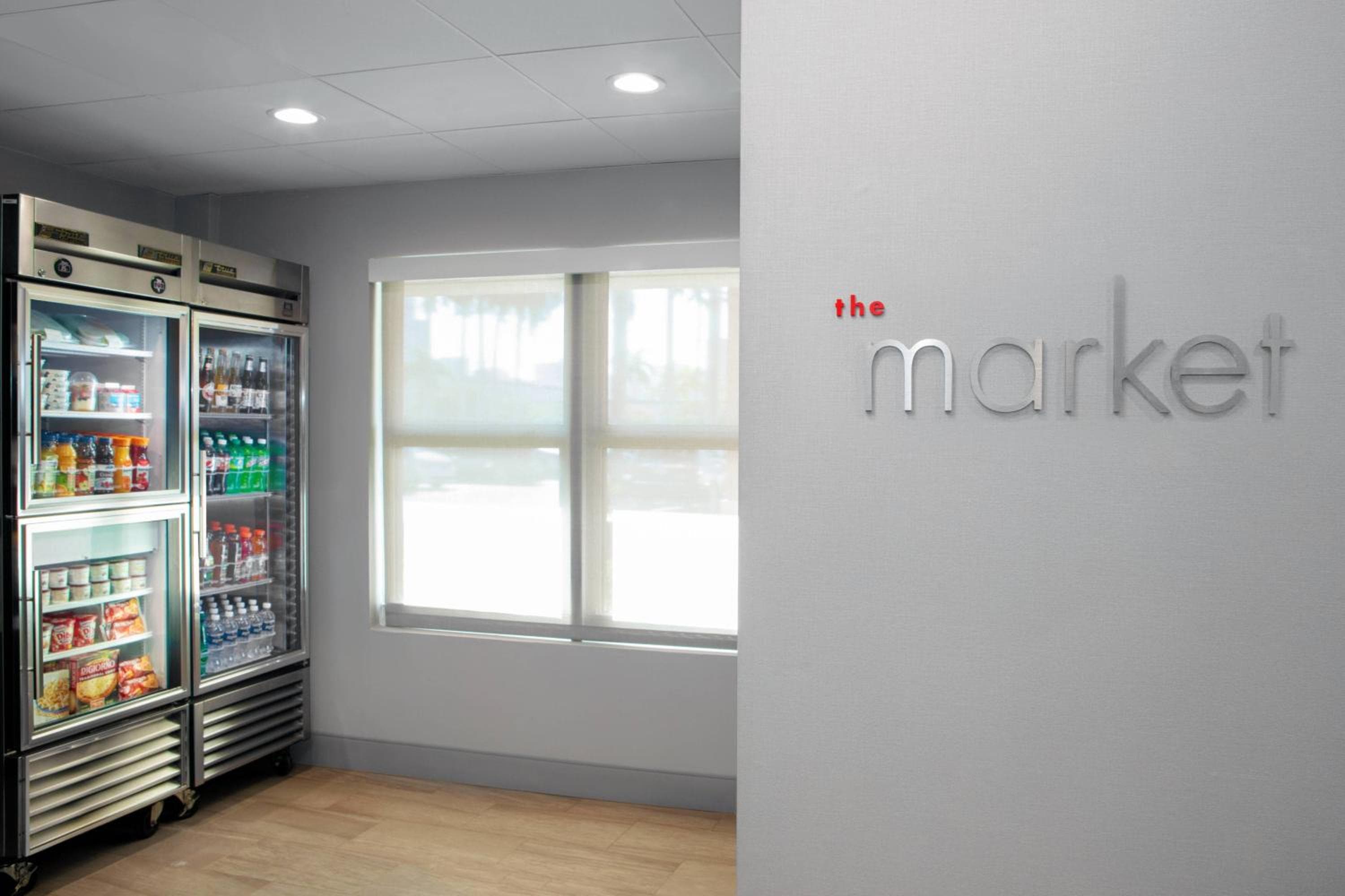 Courtyard by Marriott Miami Aventura Mall — 4
