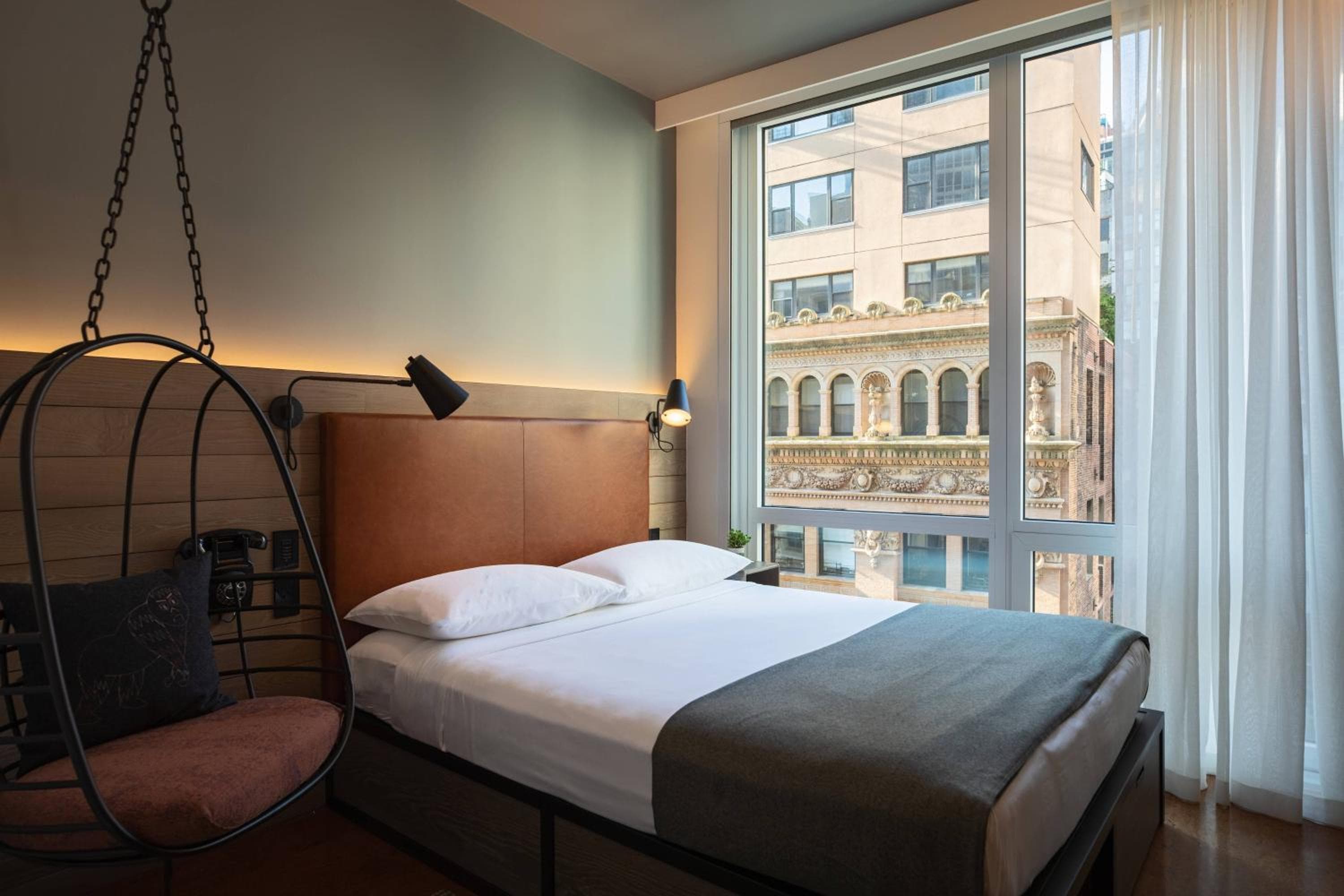 Moxy Nueva York Centro — 14