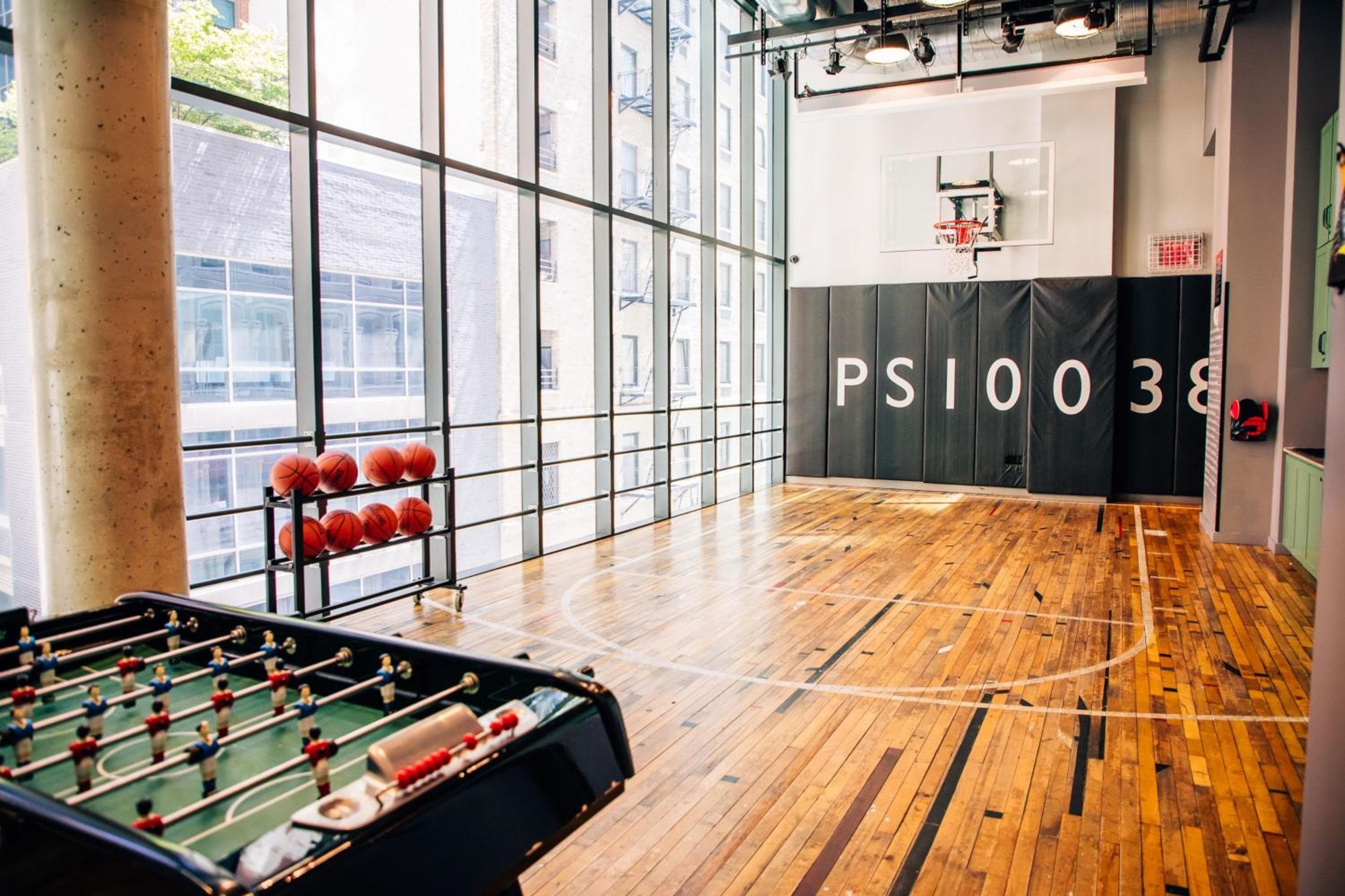 Moxy NYC Downtown — 16