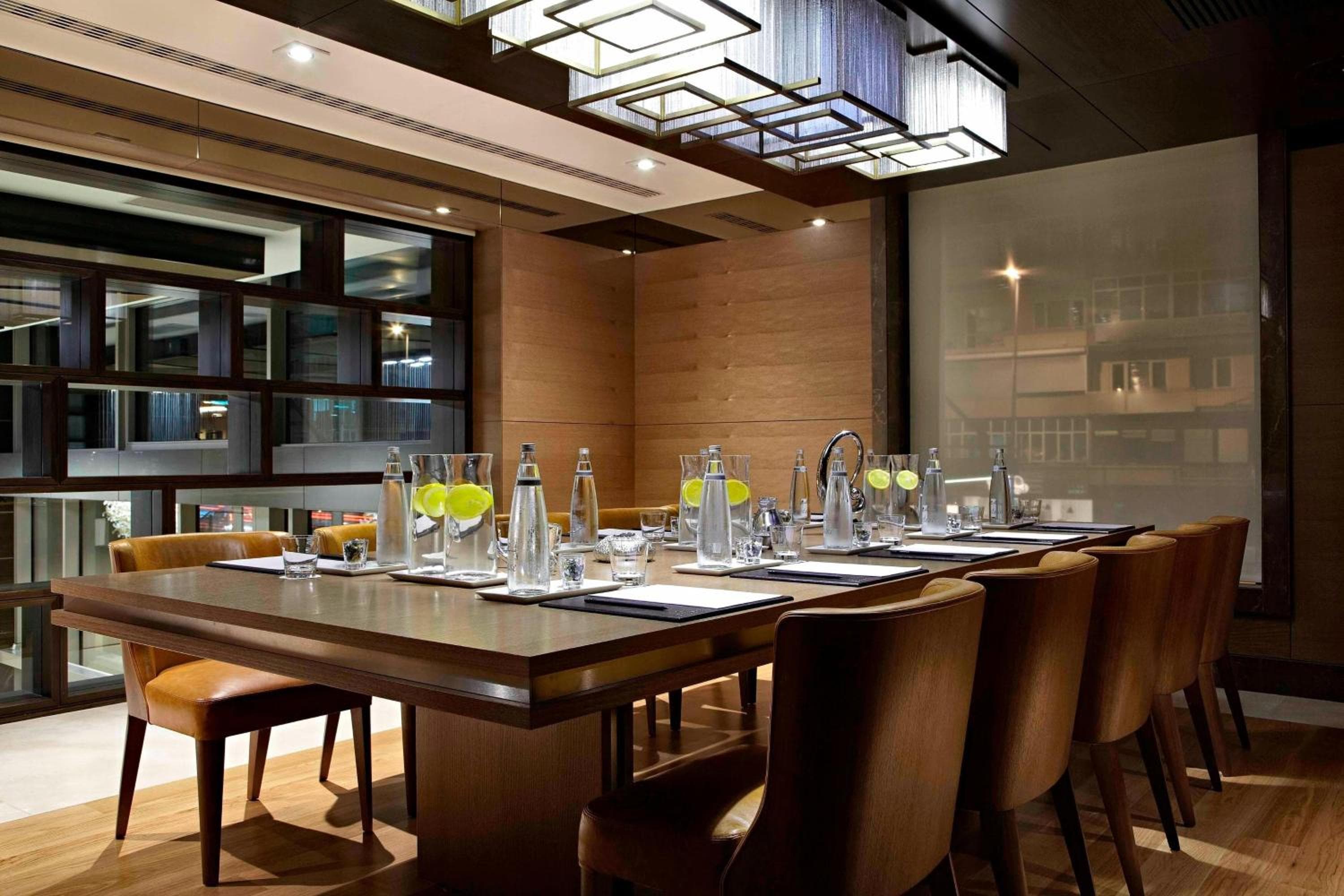 Renaissance Istanbul Polat Bosphorus Hotel — 12