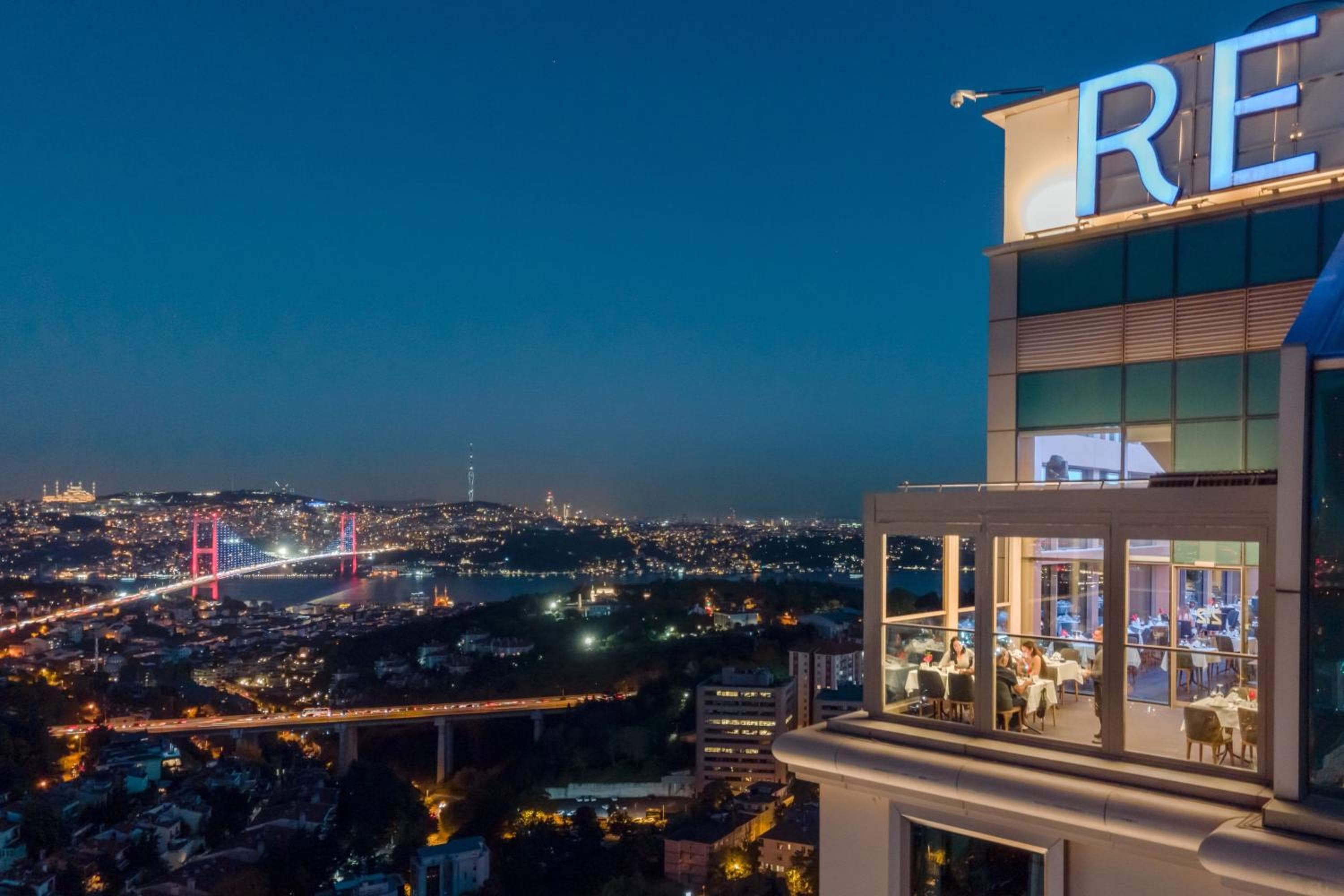 Renaissance Istanbul Polat Bosphorus Hotel — 10