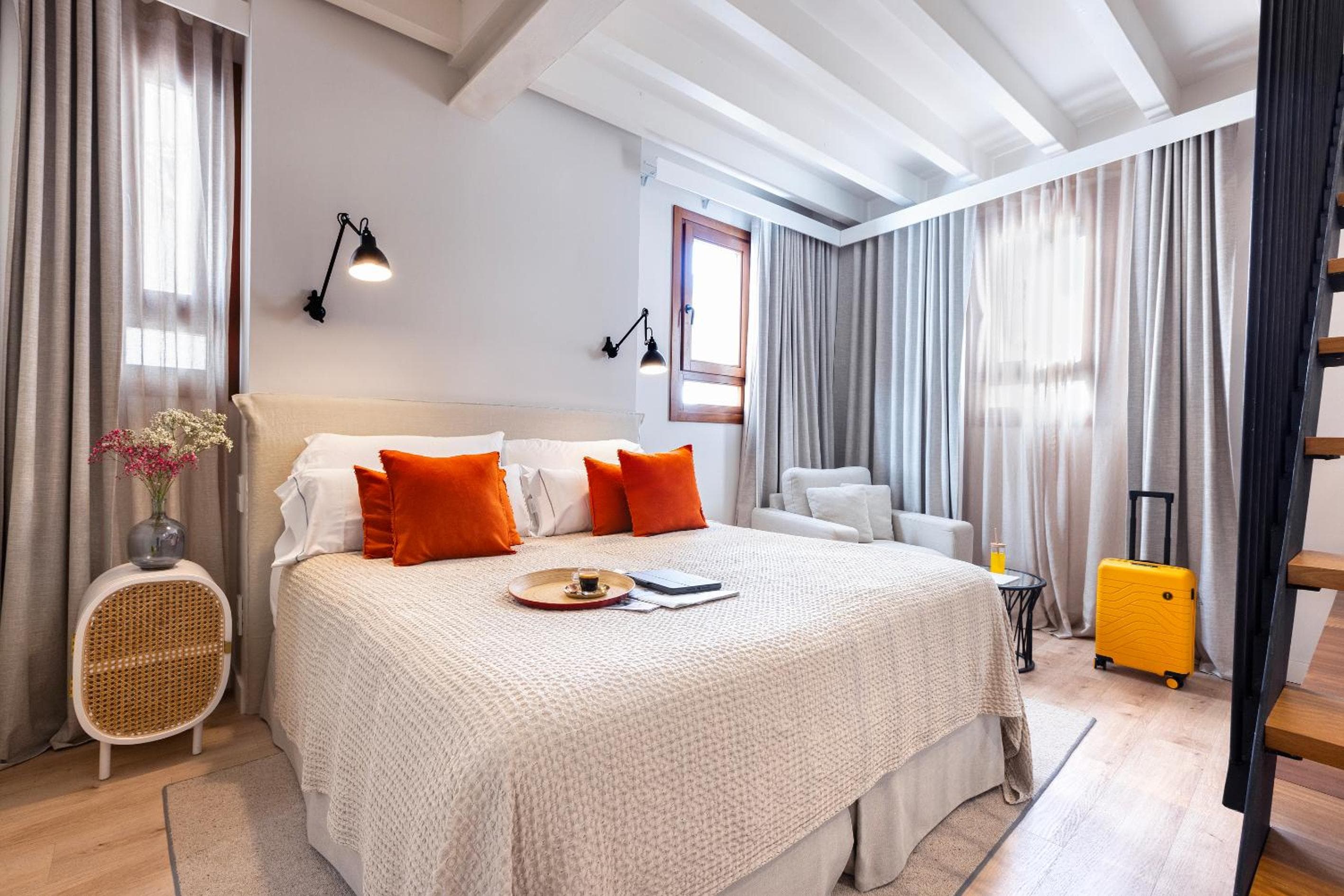 Samaritana Suites — 16