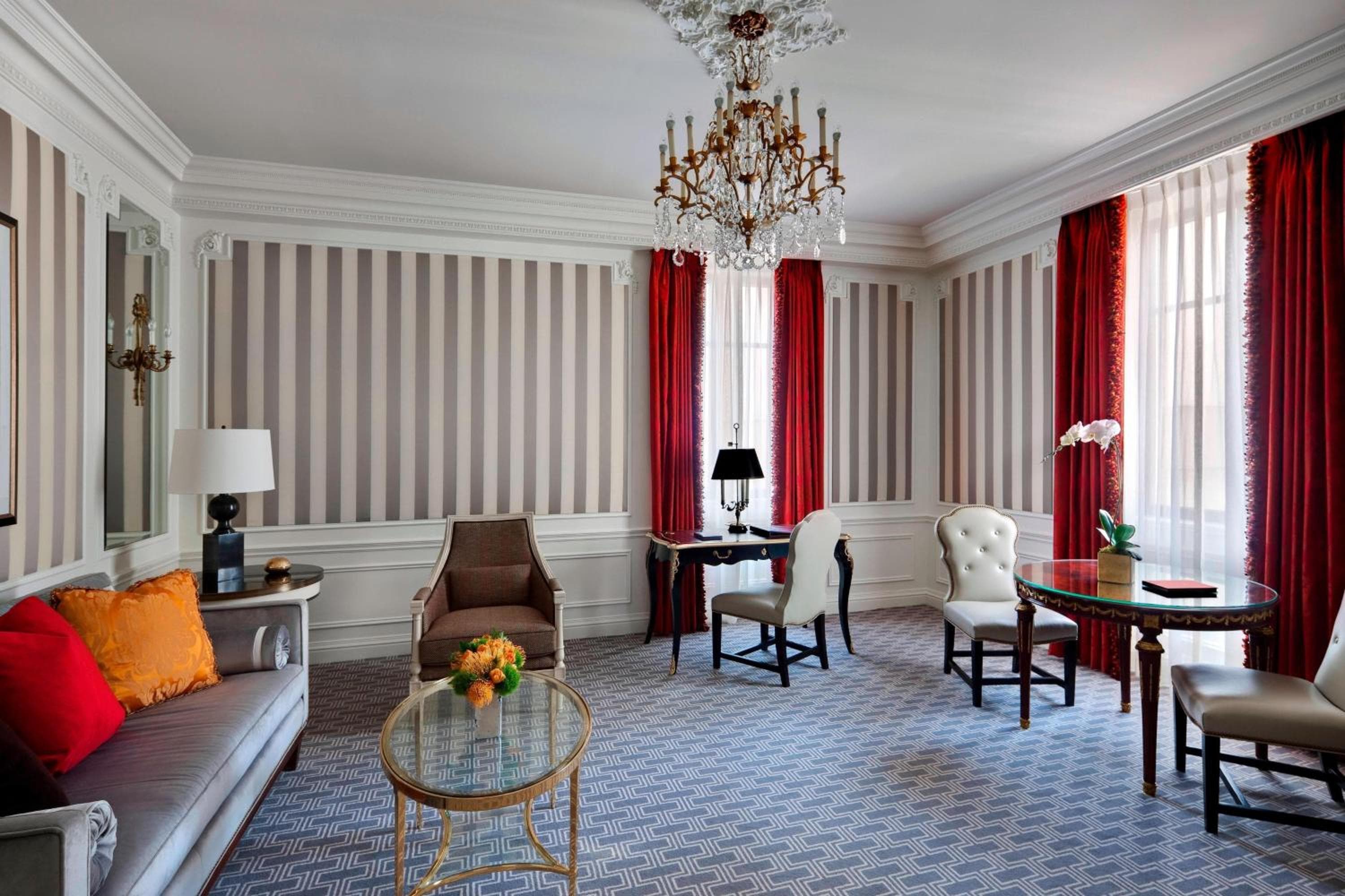 El St. Regis Nueva York — 28