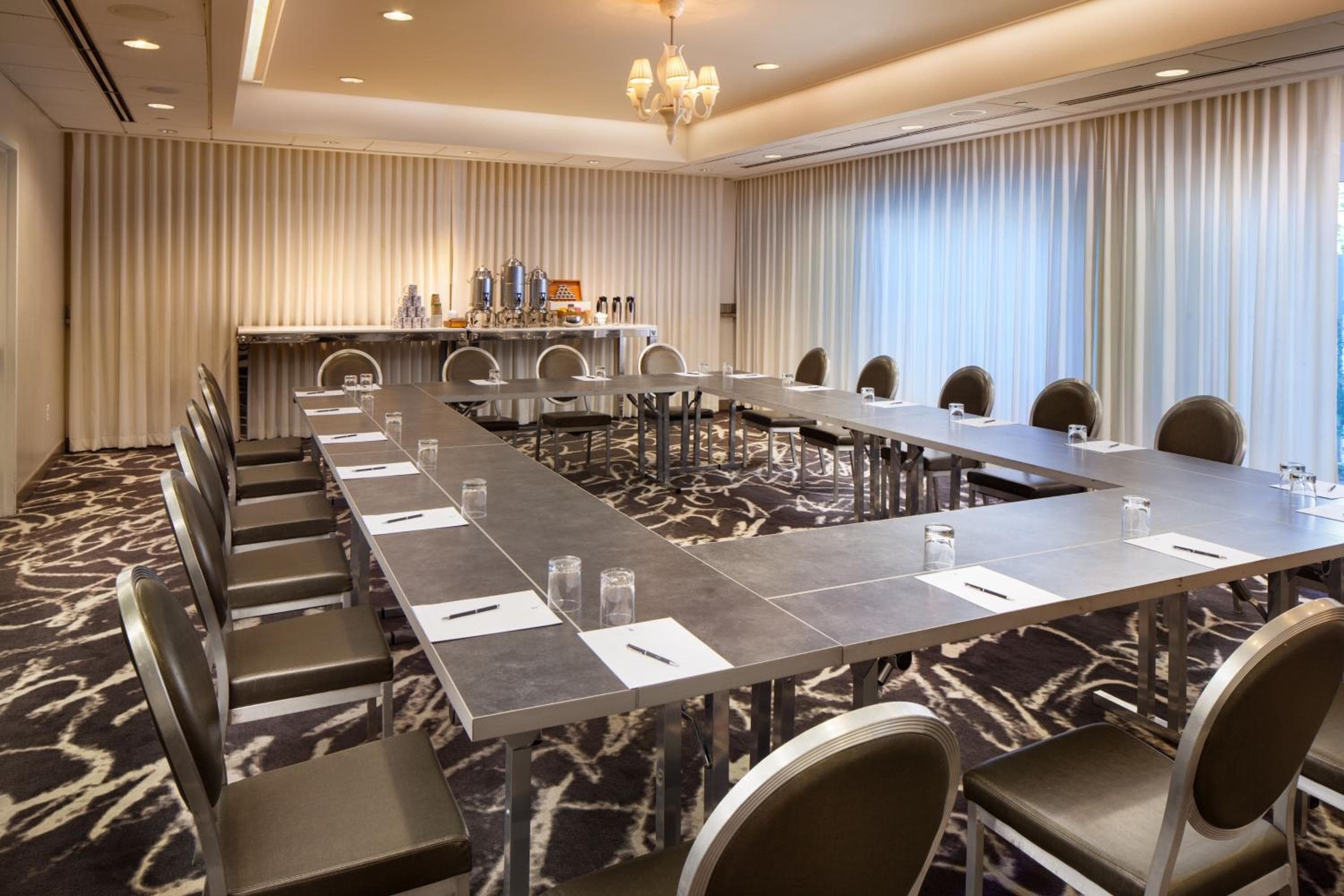 SLS Hotel, a Luxury Collection Hotel, Beverly Hills — 27
