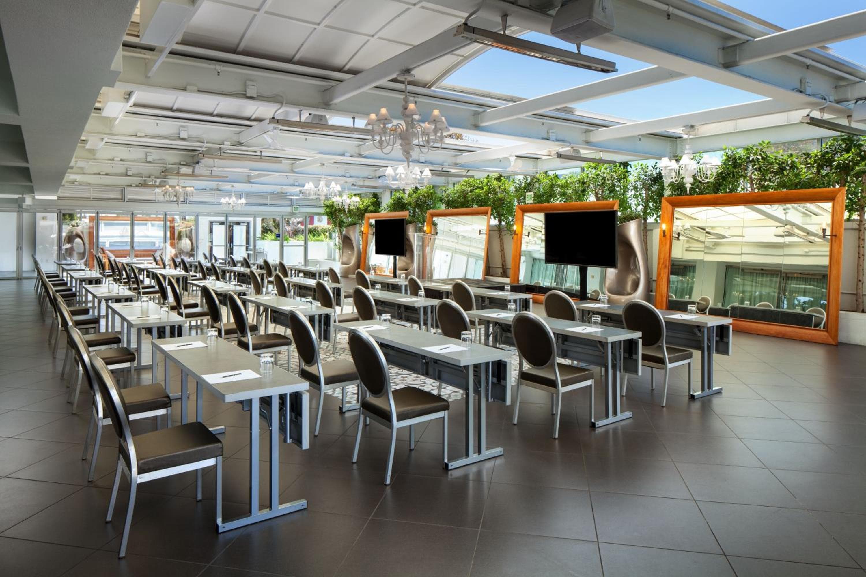 SLS Hotel, a Luxury Collection Hotel, Beverly Hills — 5