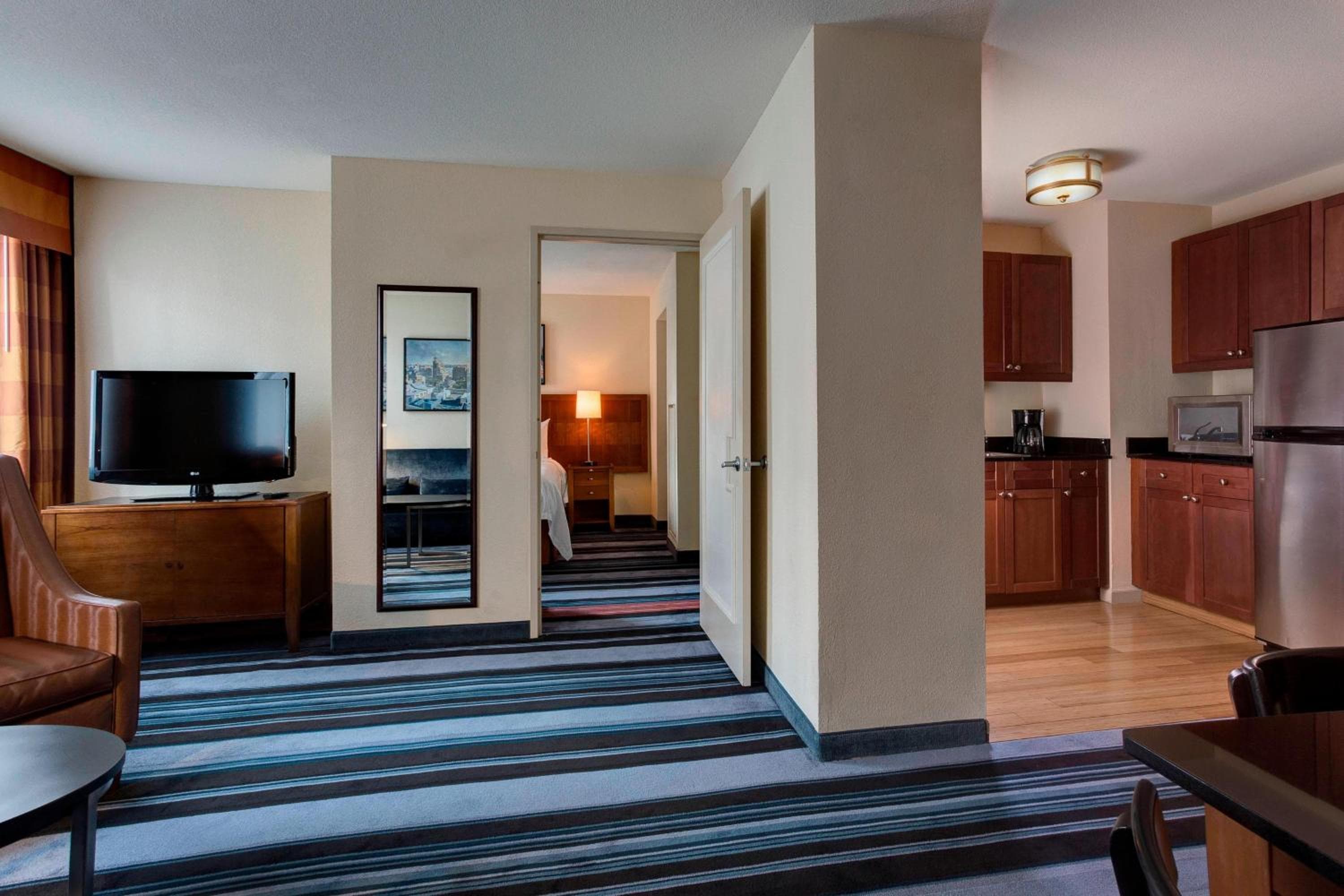 Residence Inn by Marriott New York Manhattan/Times Square — 18