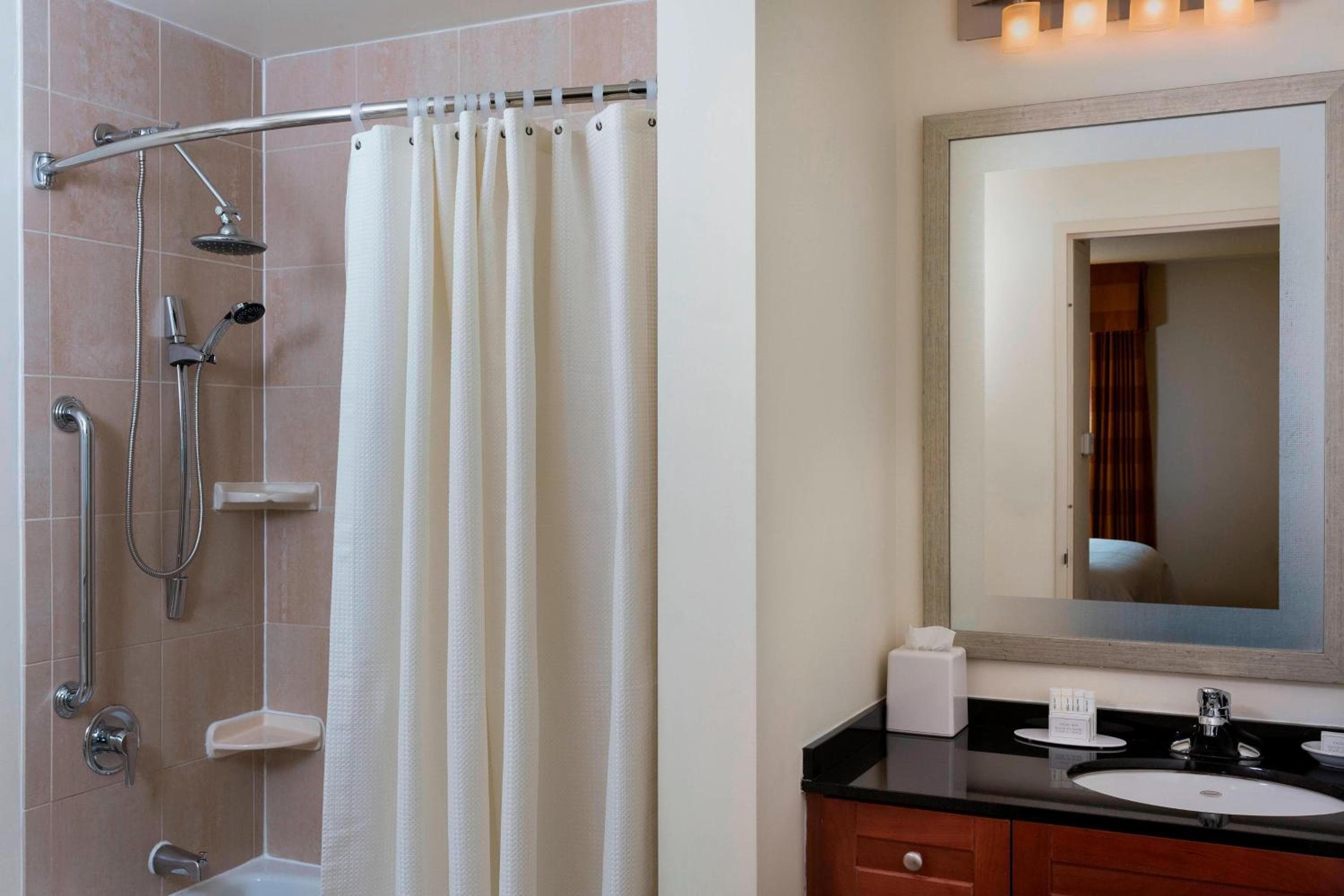 Residence Inn by Marriott New York Manhattan/Times Square — 11