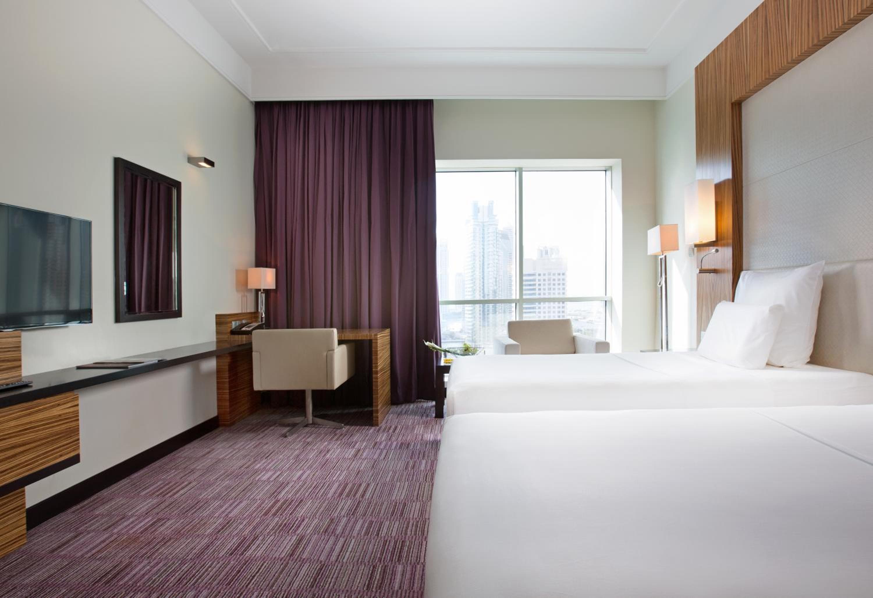 Pullman Dubai Jumeirah Lakes Towers — 23