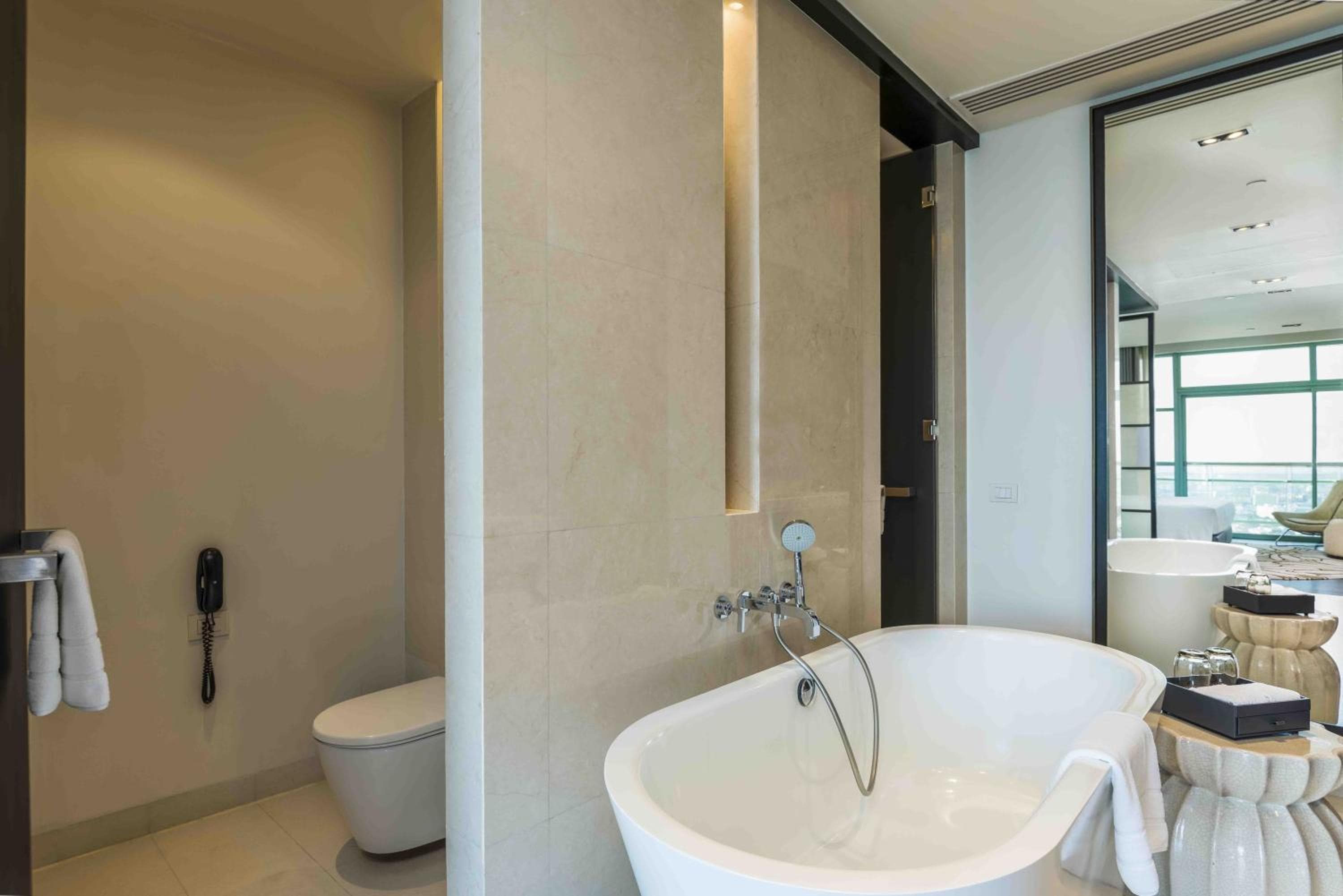 Chatrium Hotel Riverside Bangkok — 11