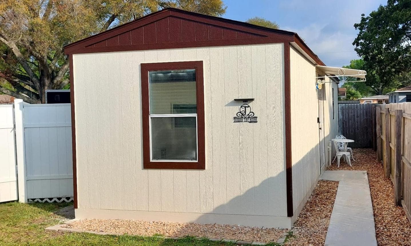 Torres Tiny Home Midtown West Tampa RJS — 14