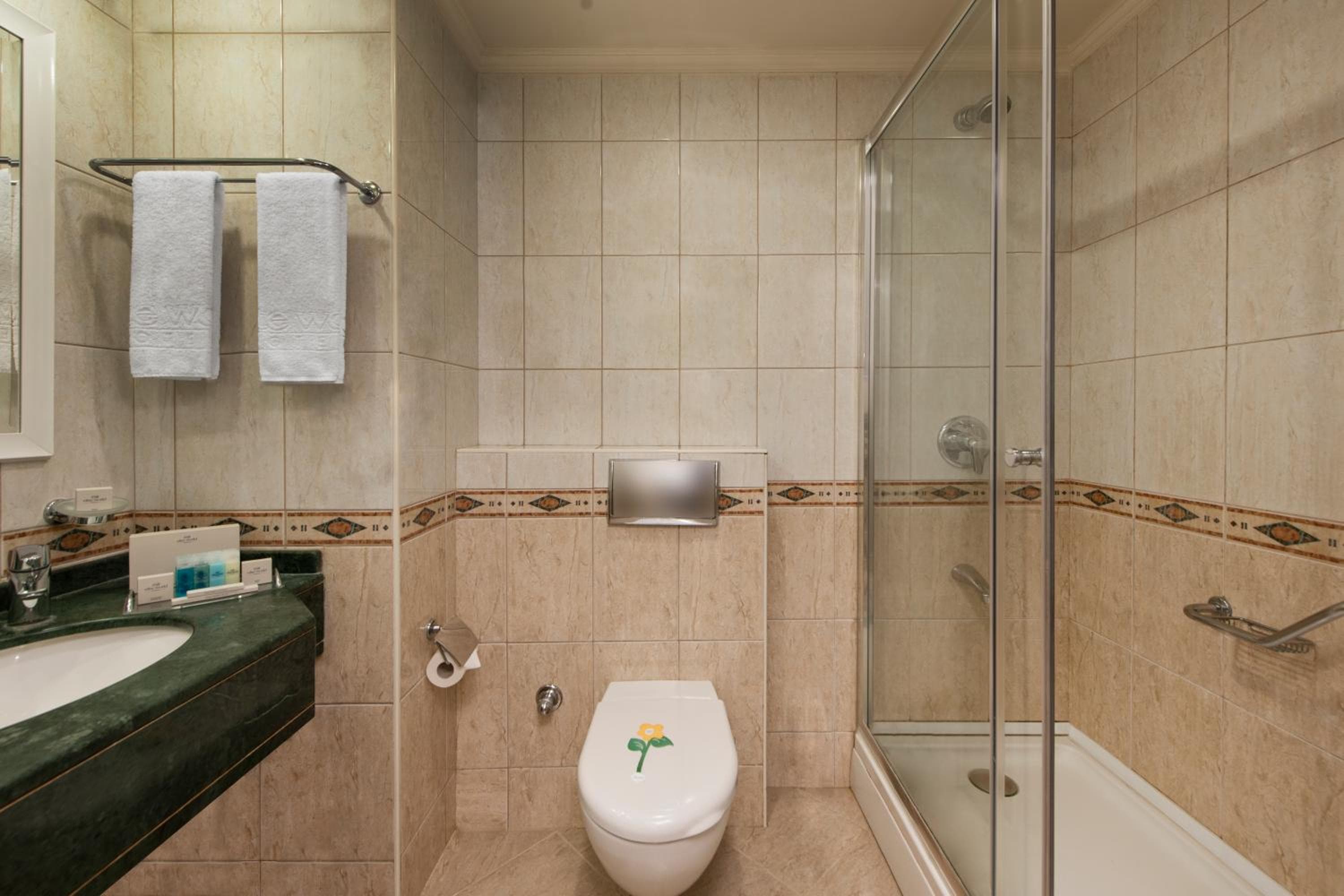 Elite World Comfy Istanbul Taksim Recently Renovated — 25